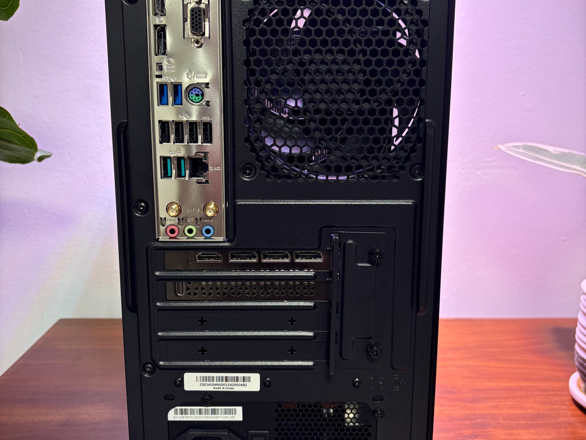 RTX 5070 | Ryzen 5 9600X | 32GB DDR5 | 1TB SSD | 750W PSU | 4 x Fans | WiFi