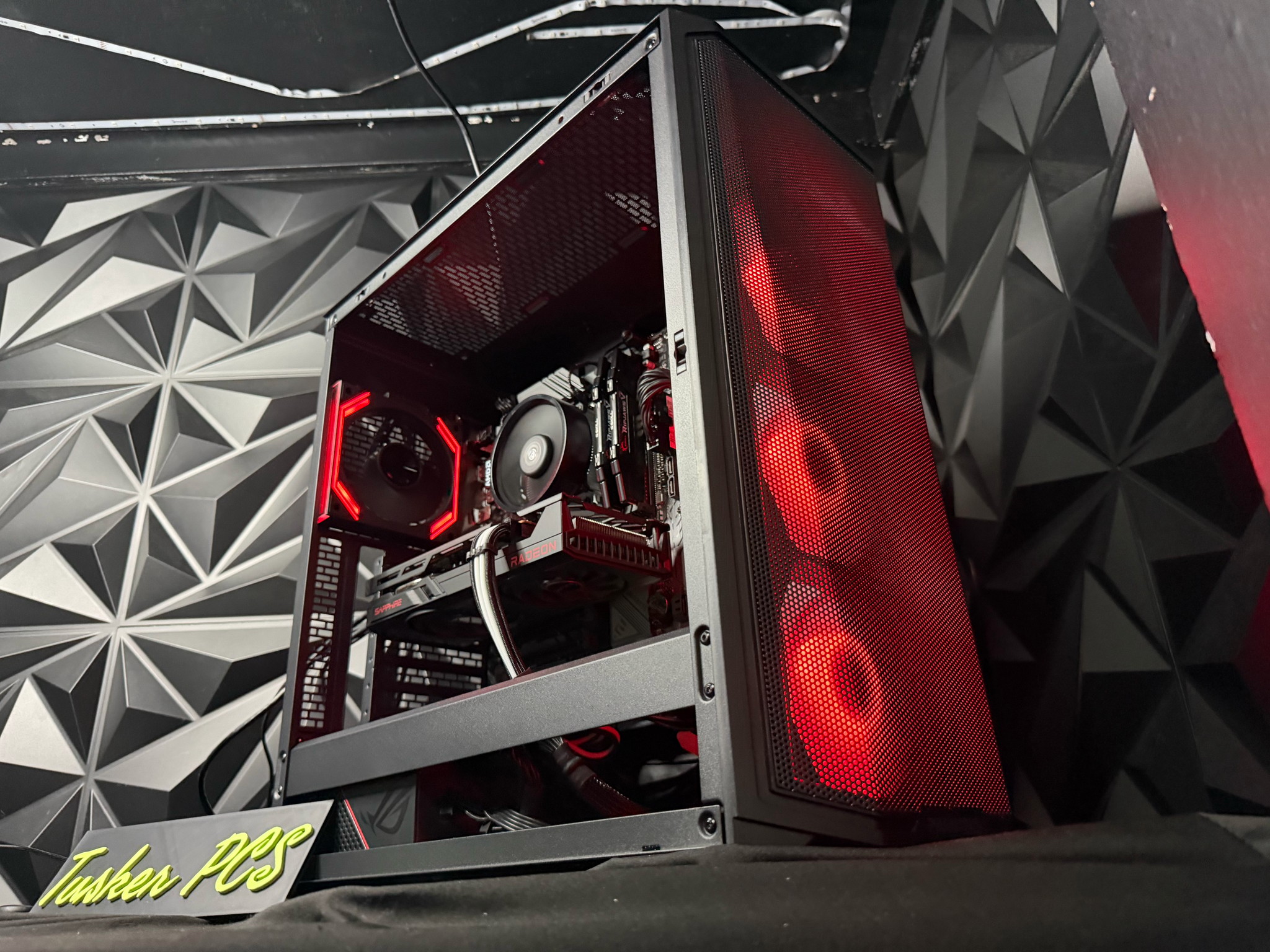 😎🔥 MID DADDY 5566 🔥😎 Ryzen 5 5500| RX 6600XT| 16 GB DDR4| 750GB NVMe| 650W PSU