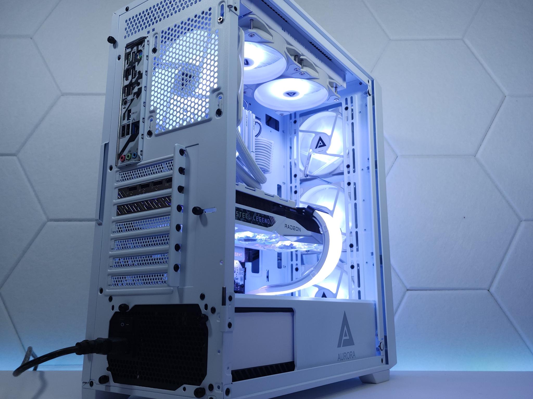 🤍🤍RX 7700XT | Core i5 12600K | 32GB 3200MHz | 1TB NVMe SSD Gen 4