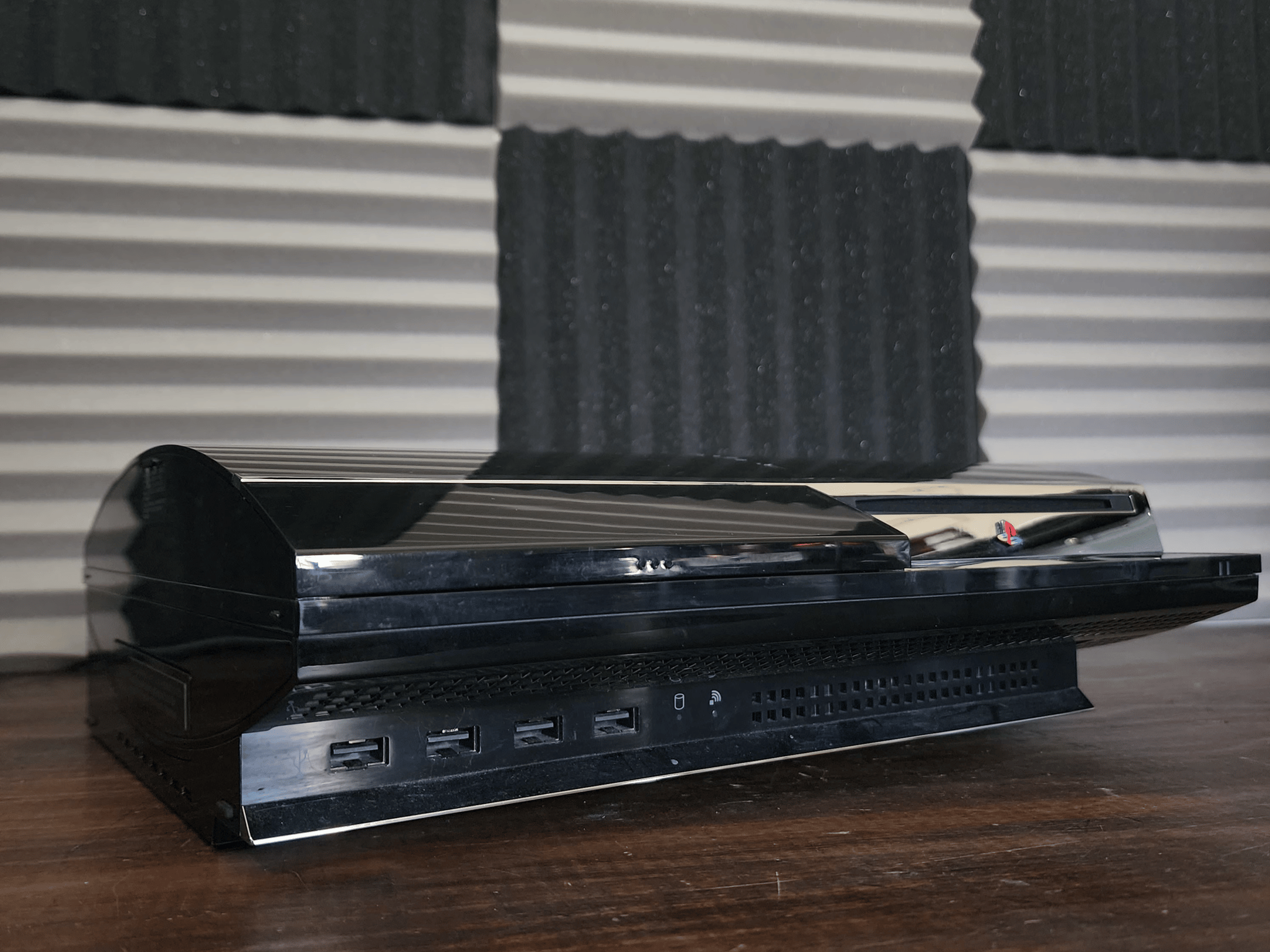 Original Sony PlayStation 3 // Backwards Compatible Model CECHE01