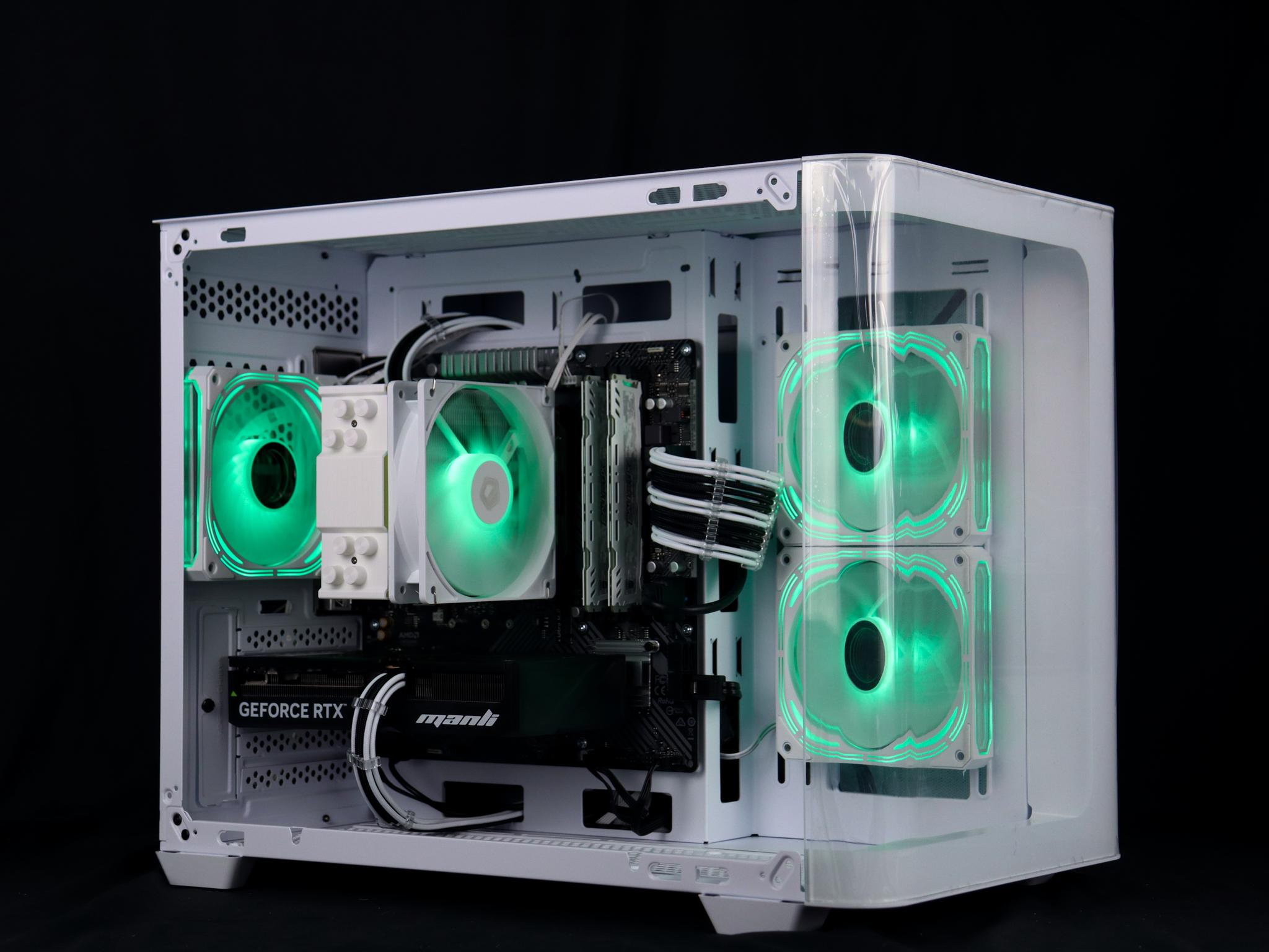 🧊❄️🧊 White Gaming PC – RTX 5060, Ryzen 5 5600, 16GB RAM, 1TB SSD - WiFi 🧊❄️🧊