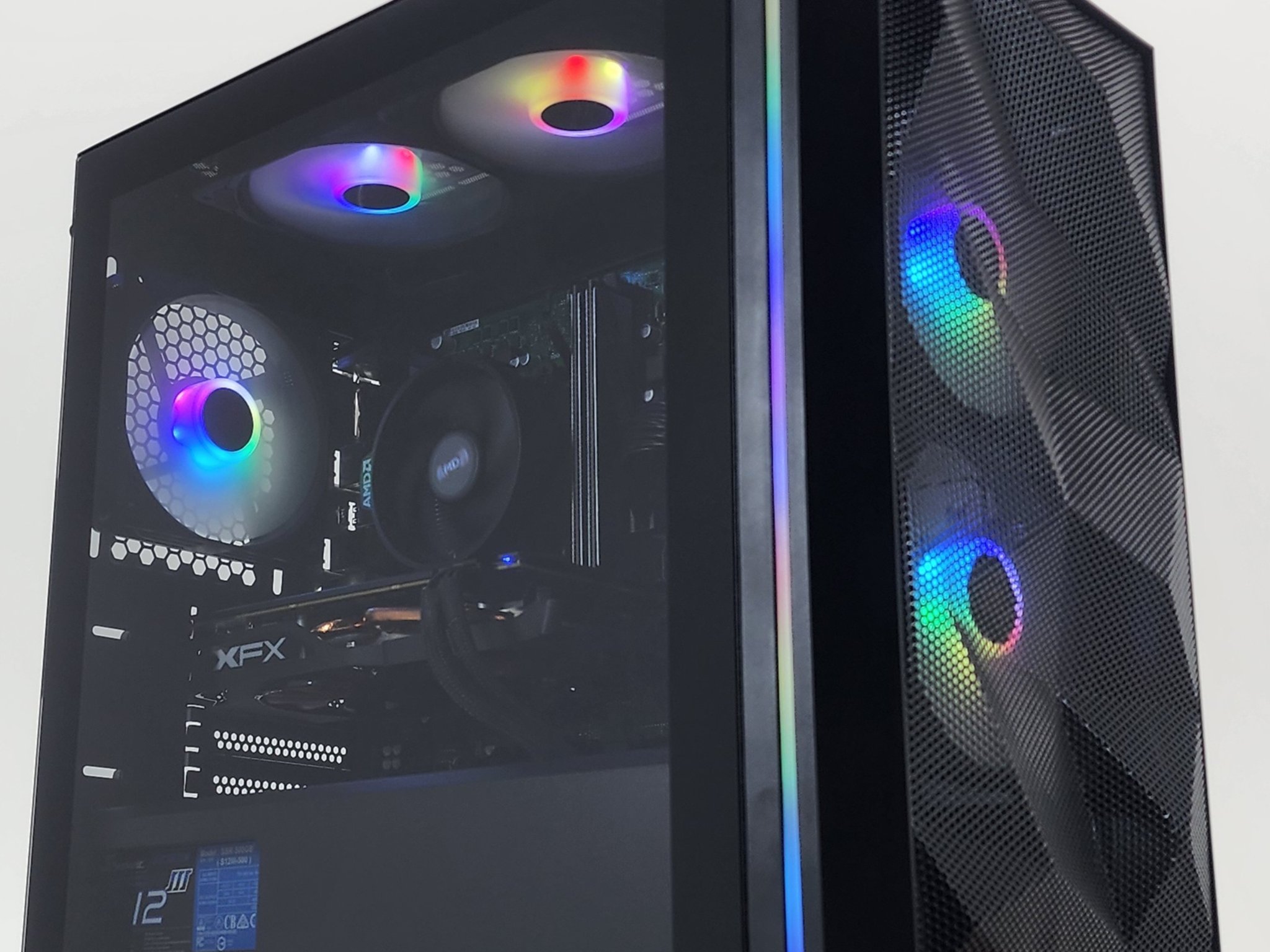 Gaming PC Ryzen 3 2300X 16GB RAM 256GB SSD + 1TB HDD RX 580 8GB Windows 11 Computer