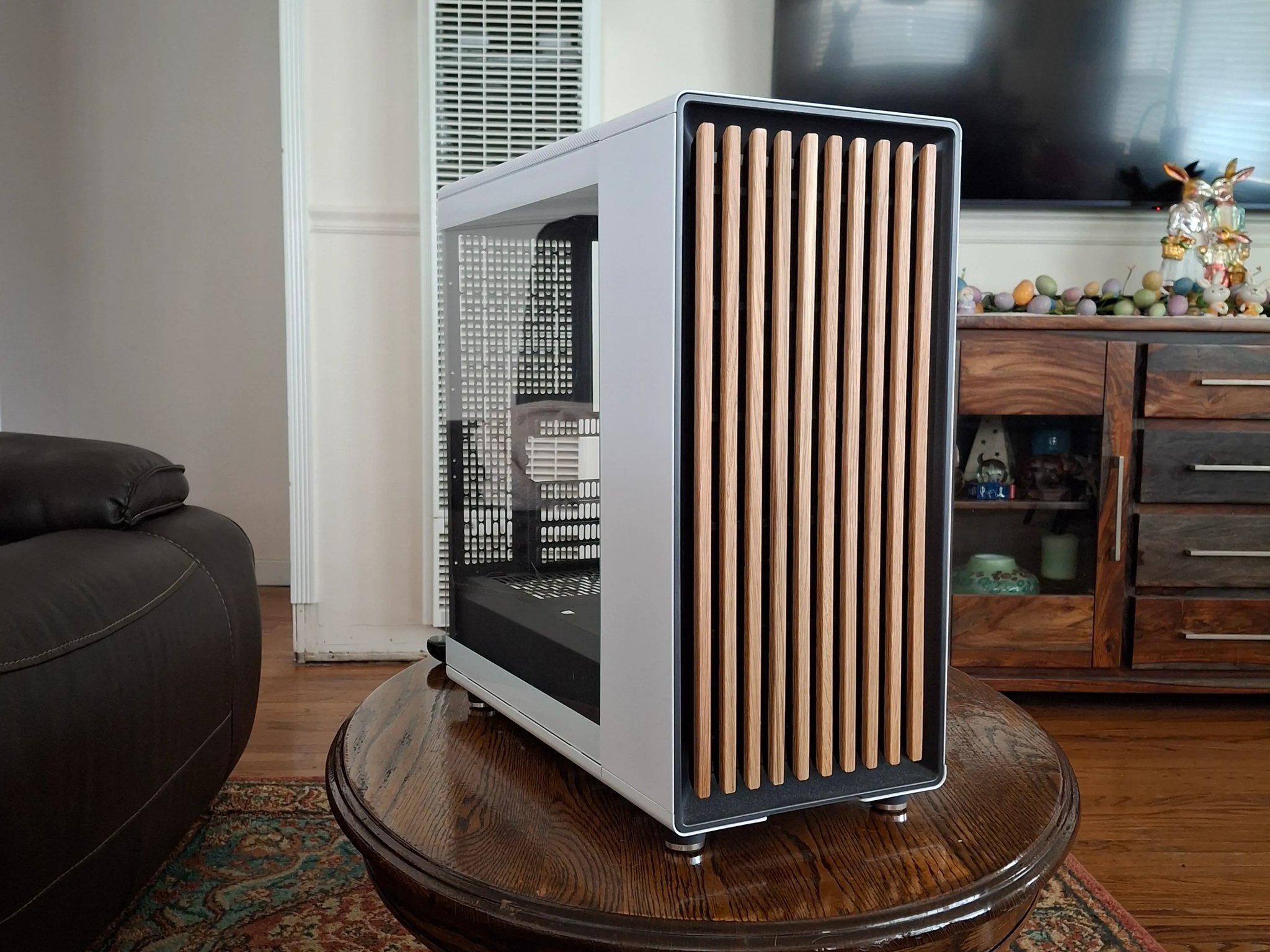 Fractal Design North