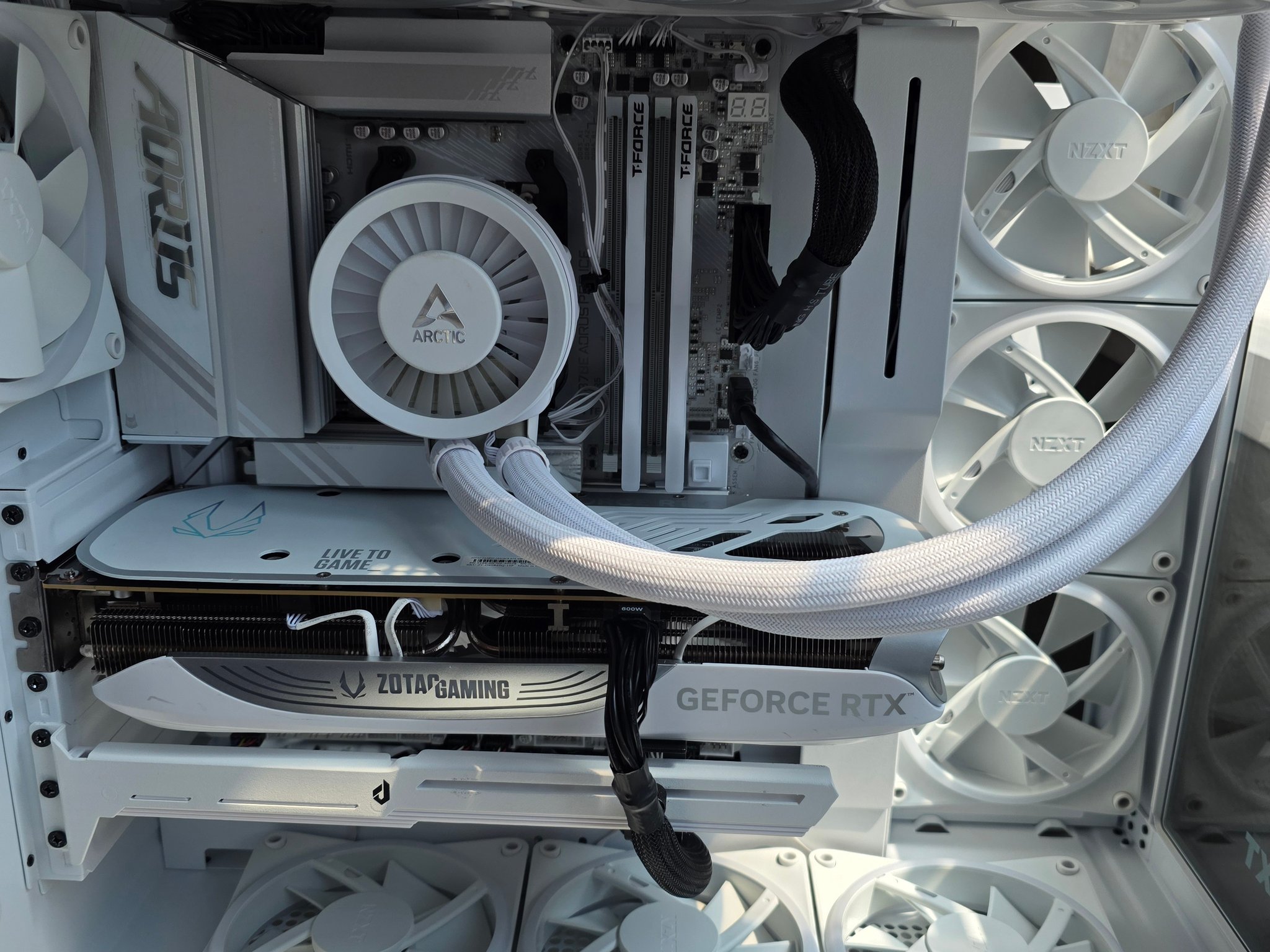 Nzxt white h9 flow/elite mesh and glass top panel included . Ryzen 7 9800xd, 4080 super, aorus x870e