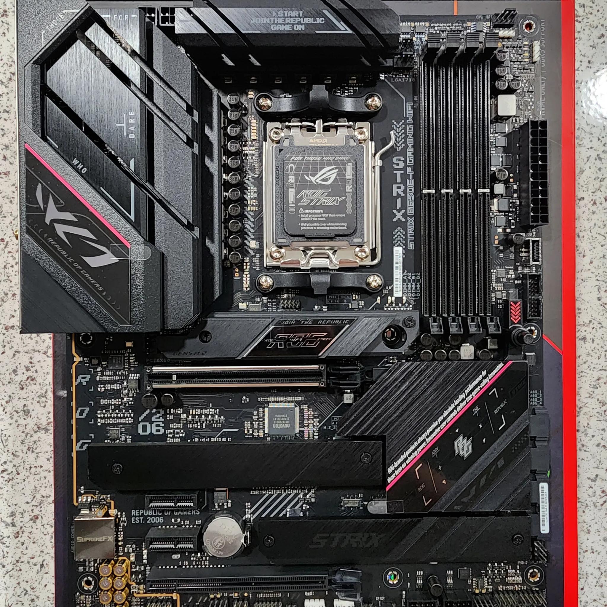 ASUS ROG Strix B650E-F Gaming WiFi