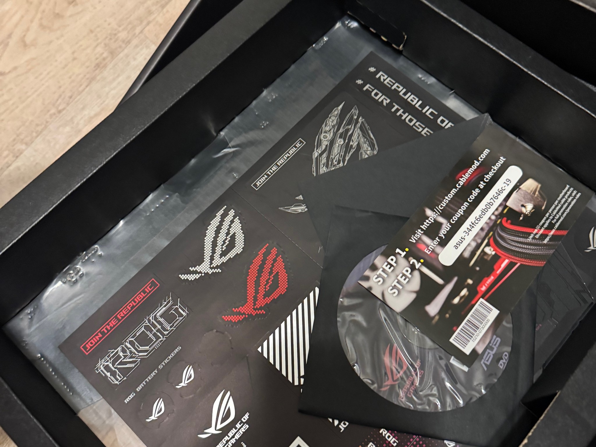 ASUS ROG X570 Crosshair VIII Hero (Wi-Fi)