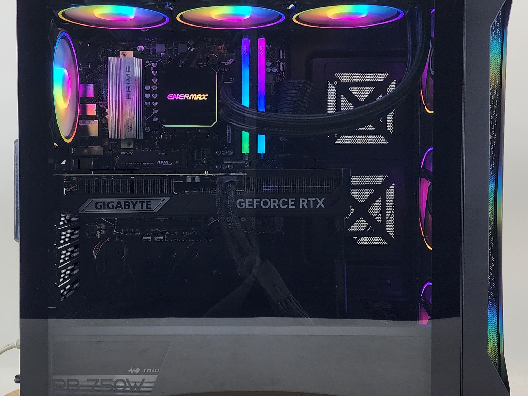 Gaming PC Ryzen 7 7800X3D 32GB RAM 2TB SSD RTX 5070 Ti 16GB Windows 11 Computer