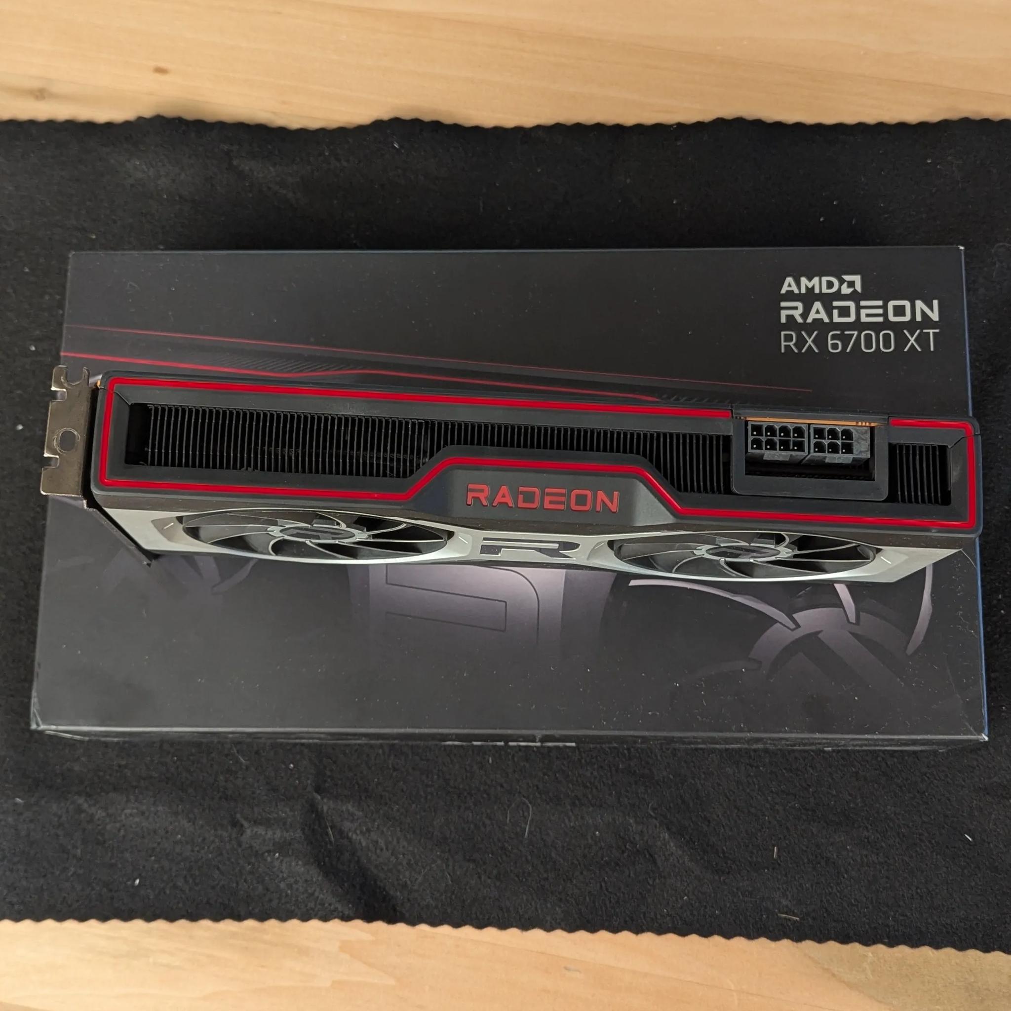 🔥 AMD Radeon RX 6700 XT Reference Edition – 1440p Gaming Beast | Clean & Powerful 🎯