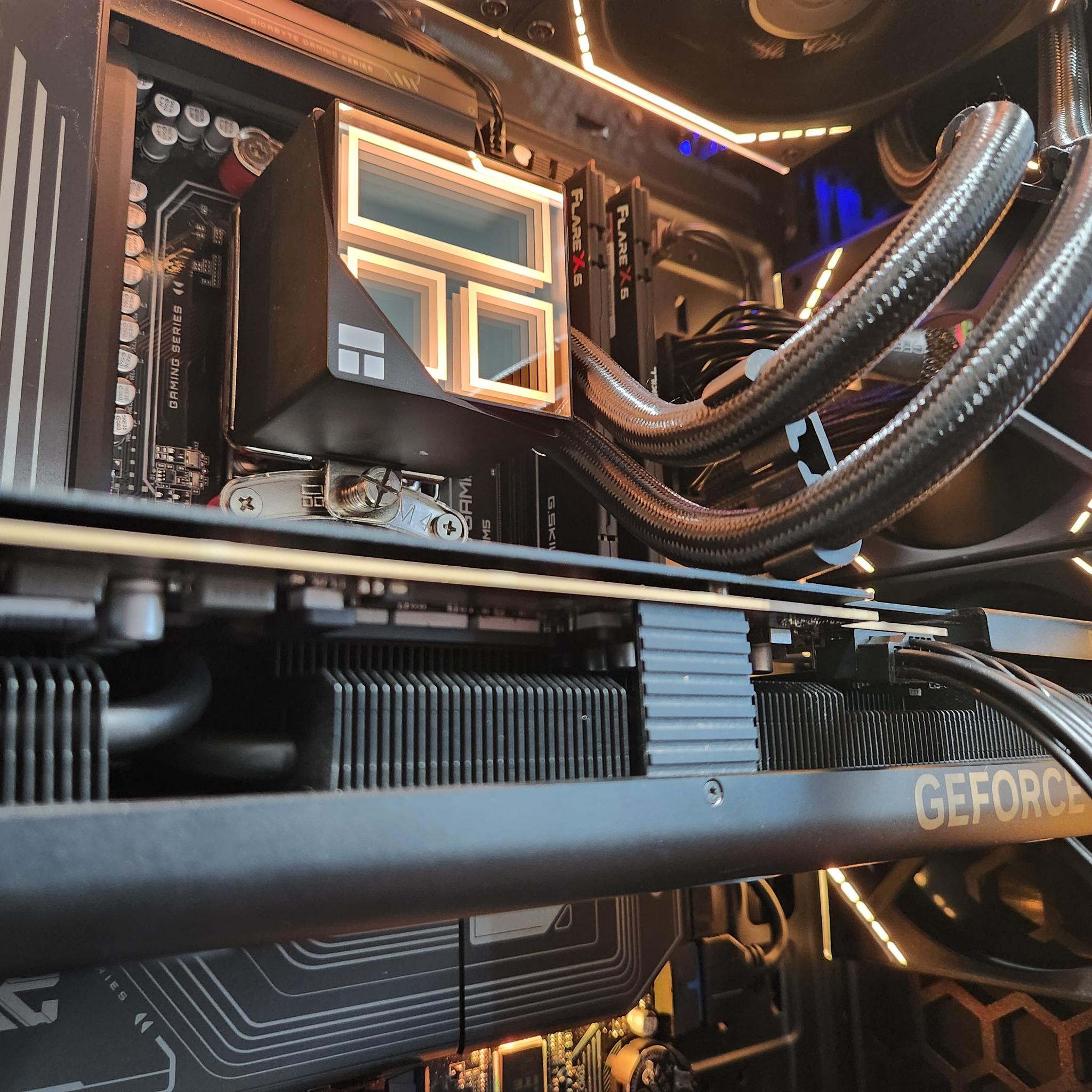 ✨AURUM✨ RTX 4070 TI SUPER 16GB | RYZEN 7 7800X3D | 32GB DDR5 6000MTs | 2 TB NVME | 750W | WIFI & BT