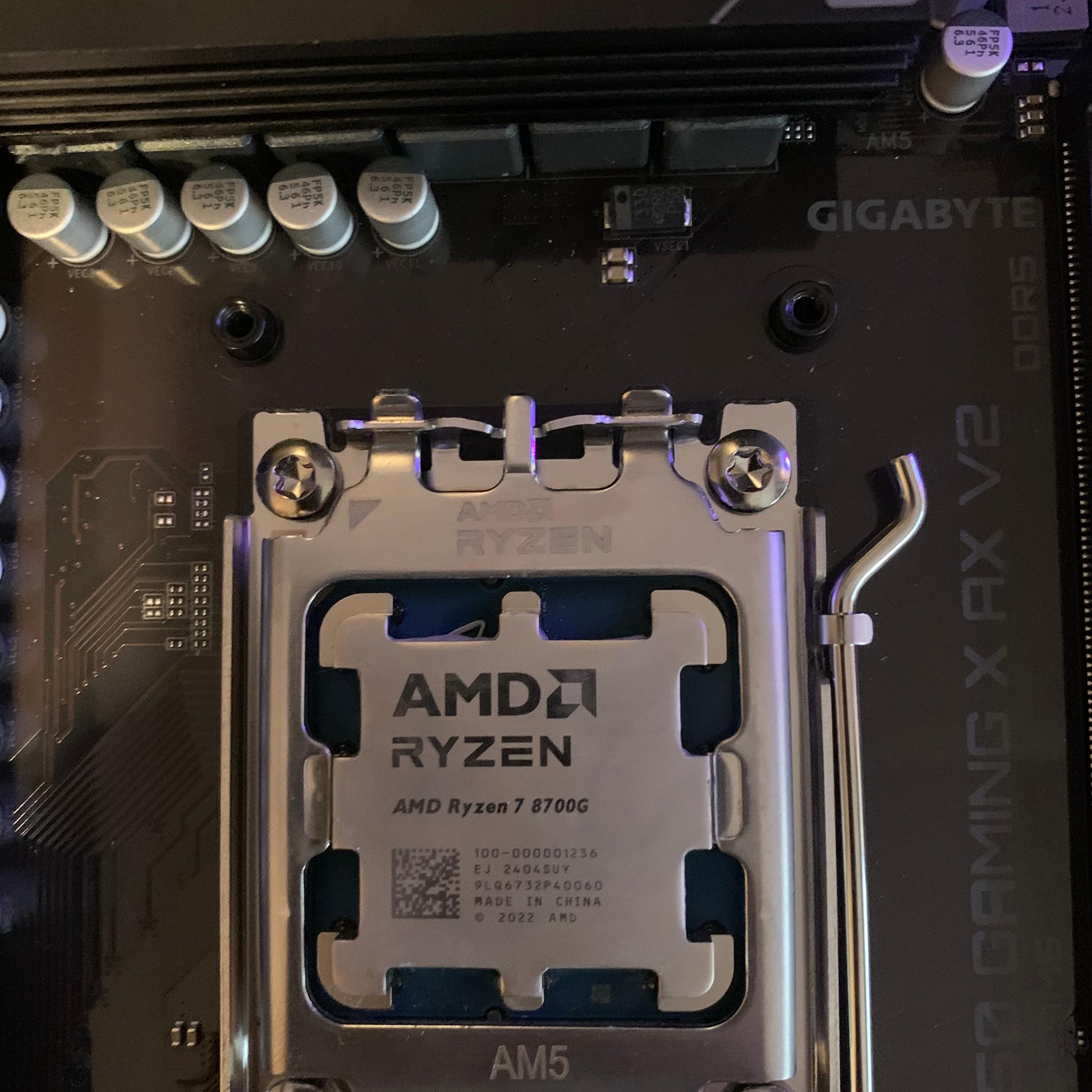 AMD Ryzen 7 8700g + Gigabyte B650 Gaming X AX V2 ATX Motherboard Combo
