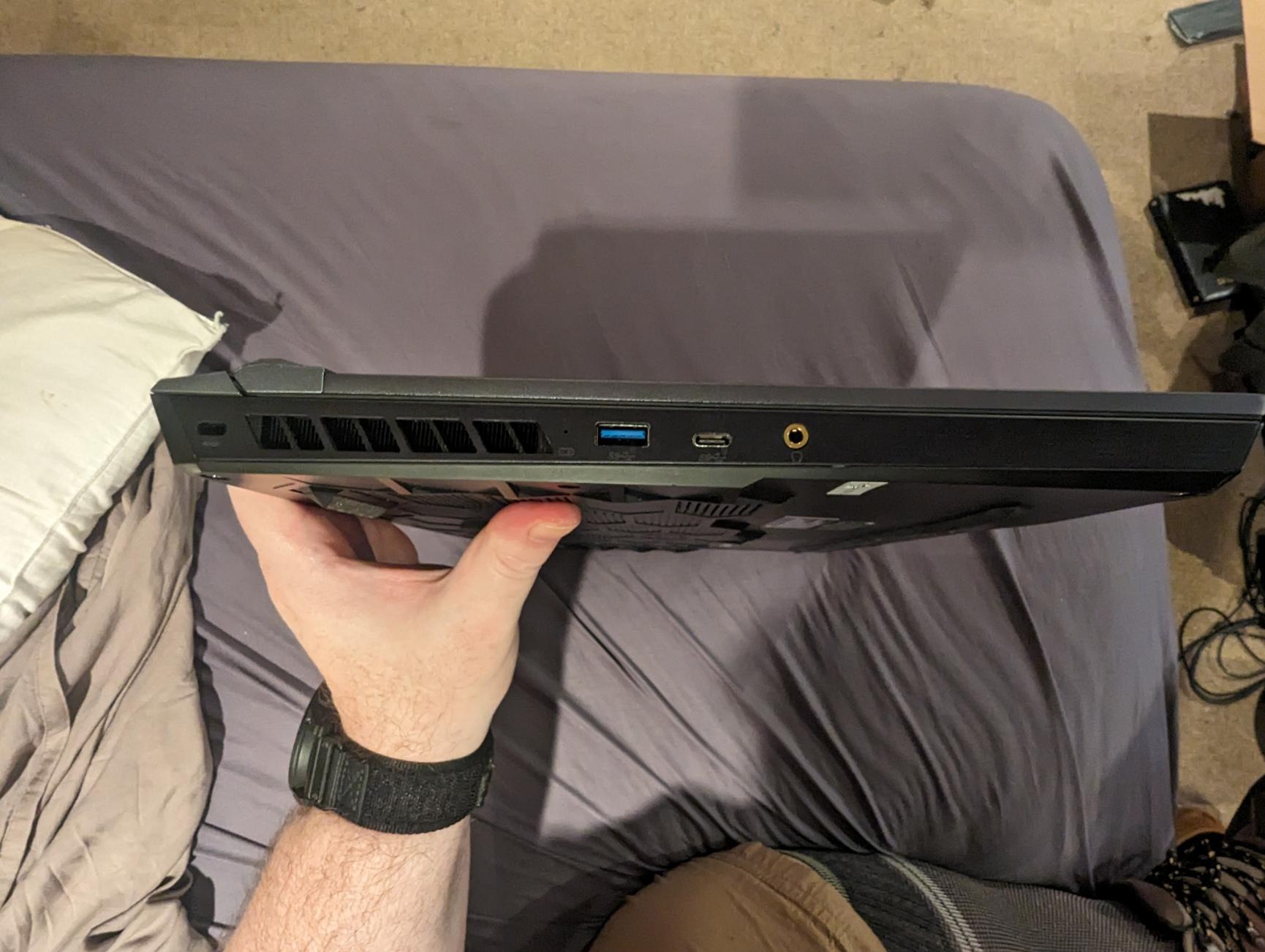 MSI Gaming Laptop GE76 Raider UH11-053 i9 11980HK Nvidia RTX 3080