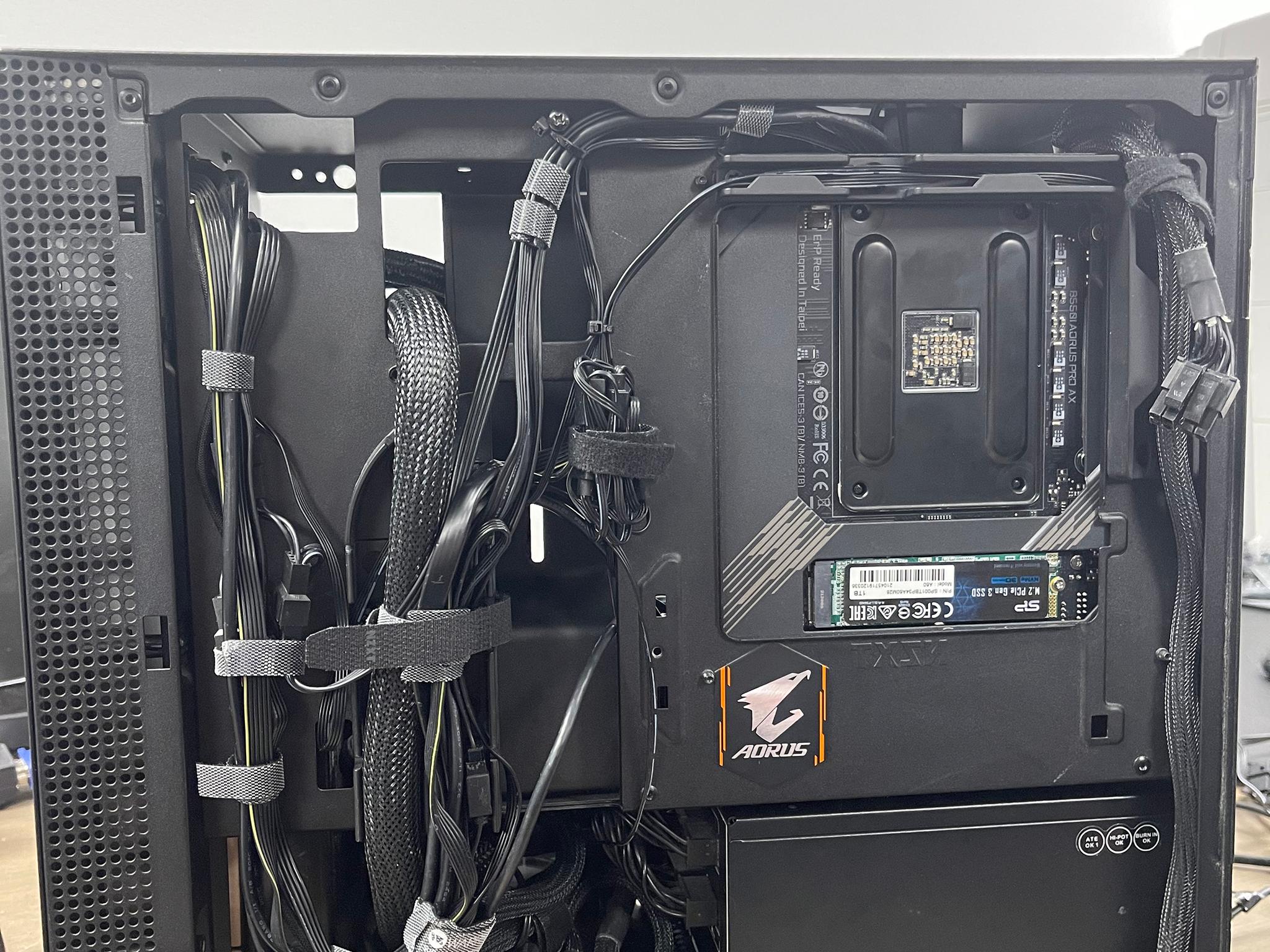 Custom MINI ITX PC (5600X & 3070)