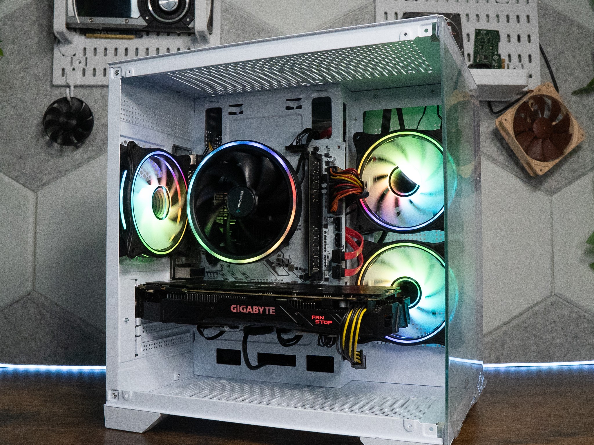 🌌🌠 BUDGET - BO6 Ready GAMING PC | GIGABYTE GTX 1080 8GB | RYZEN 5 1600X | 16GB DDR4 RAM | 1.25TB |