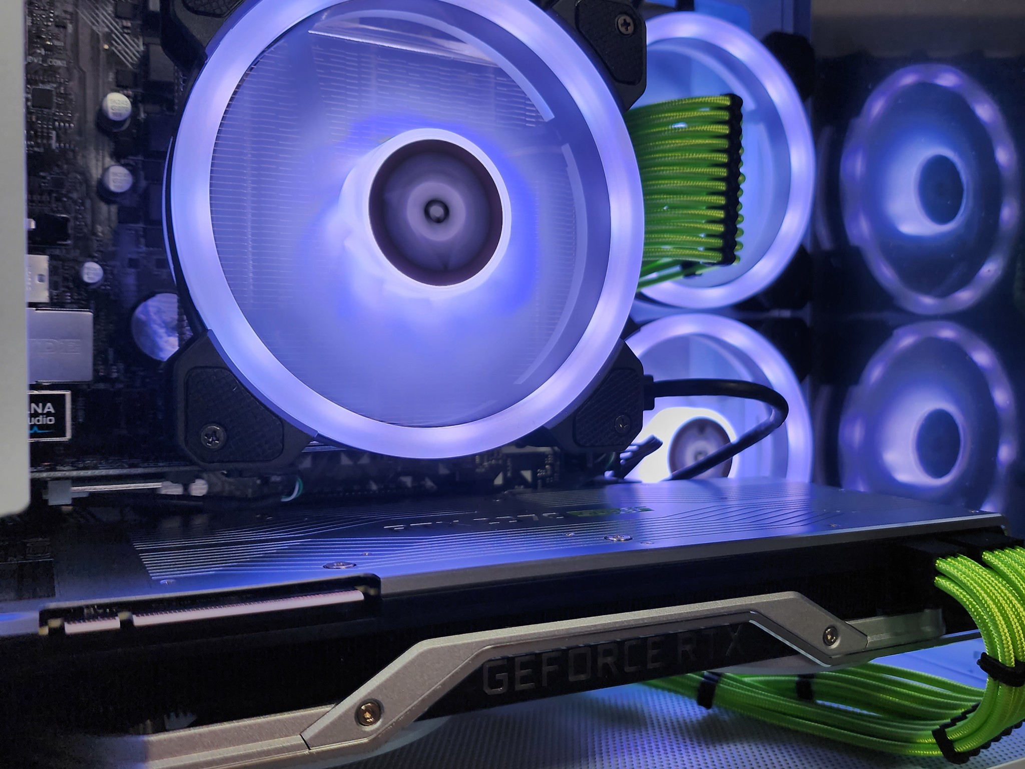 🤍💚🤍 AMD Ryzen 5 3500X // Nvidia GeForce RTX 2070 Super 8GB // OLOy 16GB 3200MHz