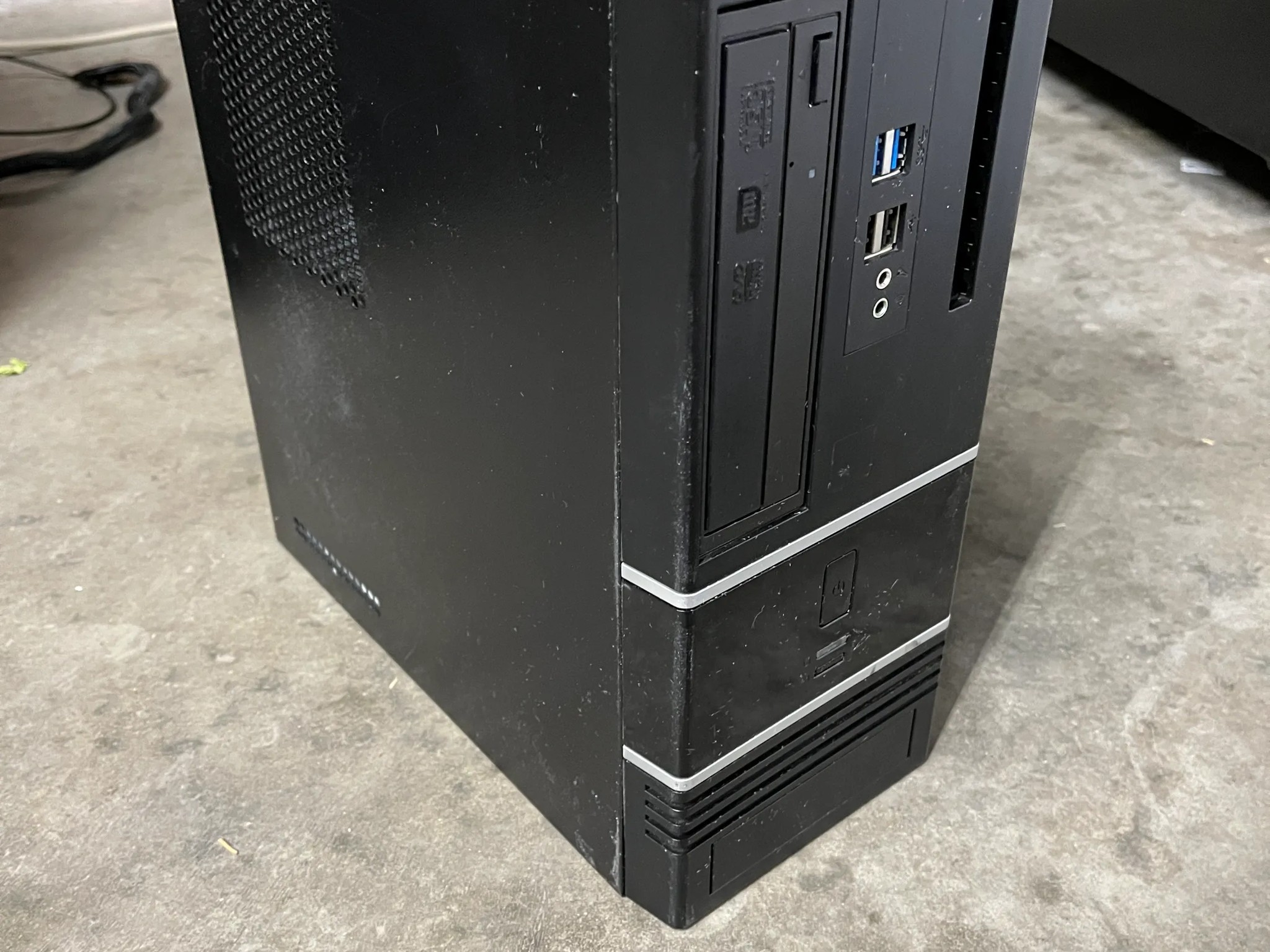In-Win BK623 Micro ATX PC Case w/ 300w PSU & DVD/CD Rewritable Drive Pre Installed BK623.BH300TB3