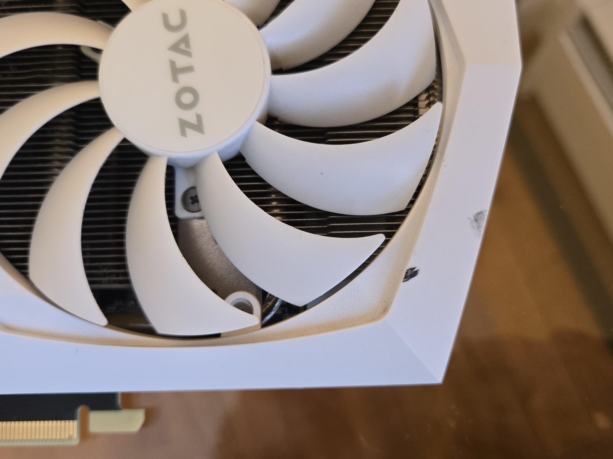 Zotac Amp White Edition RTX 3060 12GB