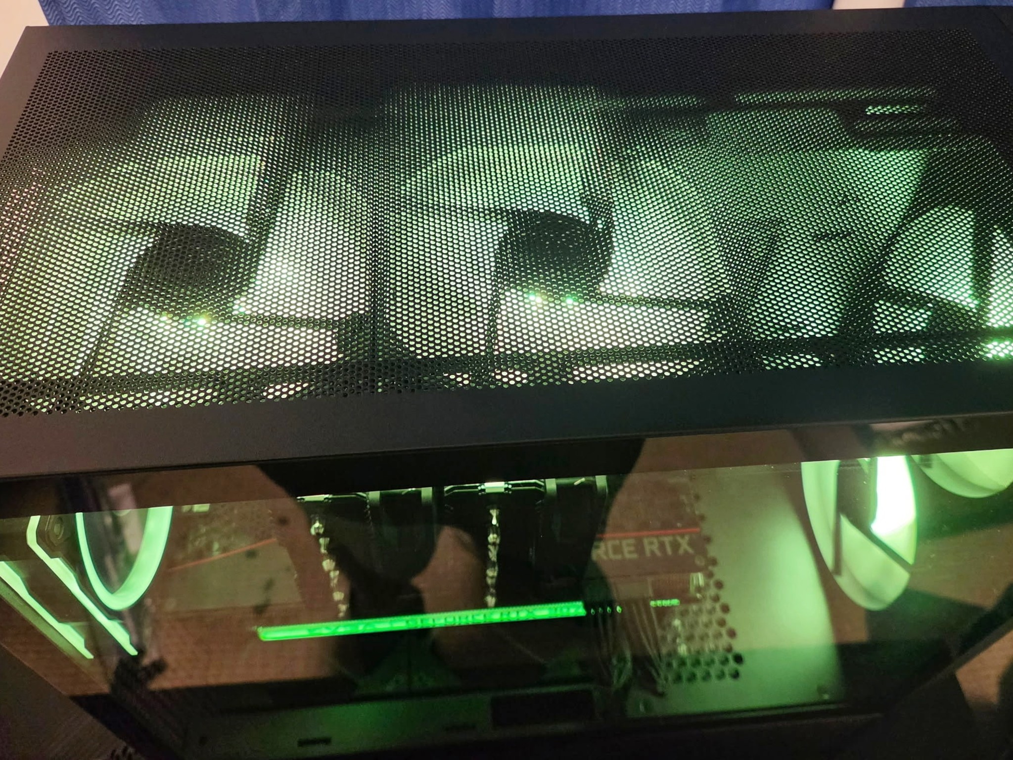 Ryzen 7 5800X3D / EVGA RTX 3070 Gaming PC - 32GB / 1TB NVMe