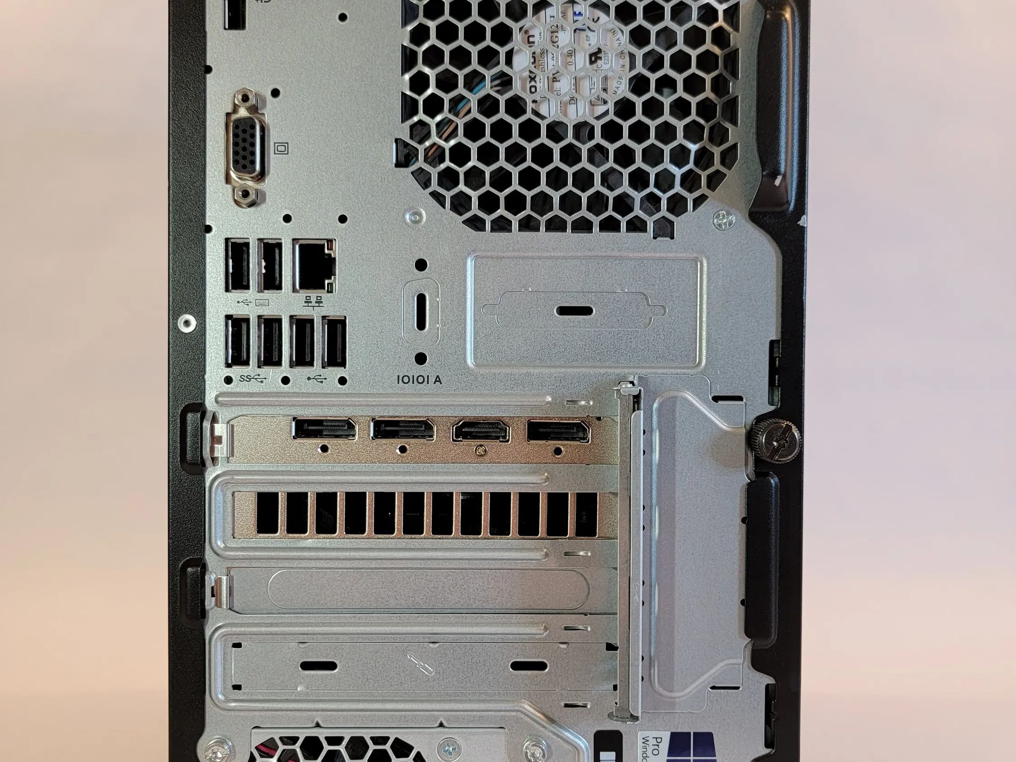 i7 6700/rx 6600m 2TB m.2 SSD. Gaming Workstation (Ultimate price to performance PC)