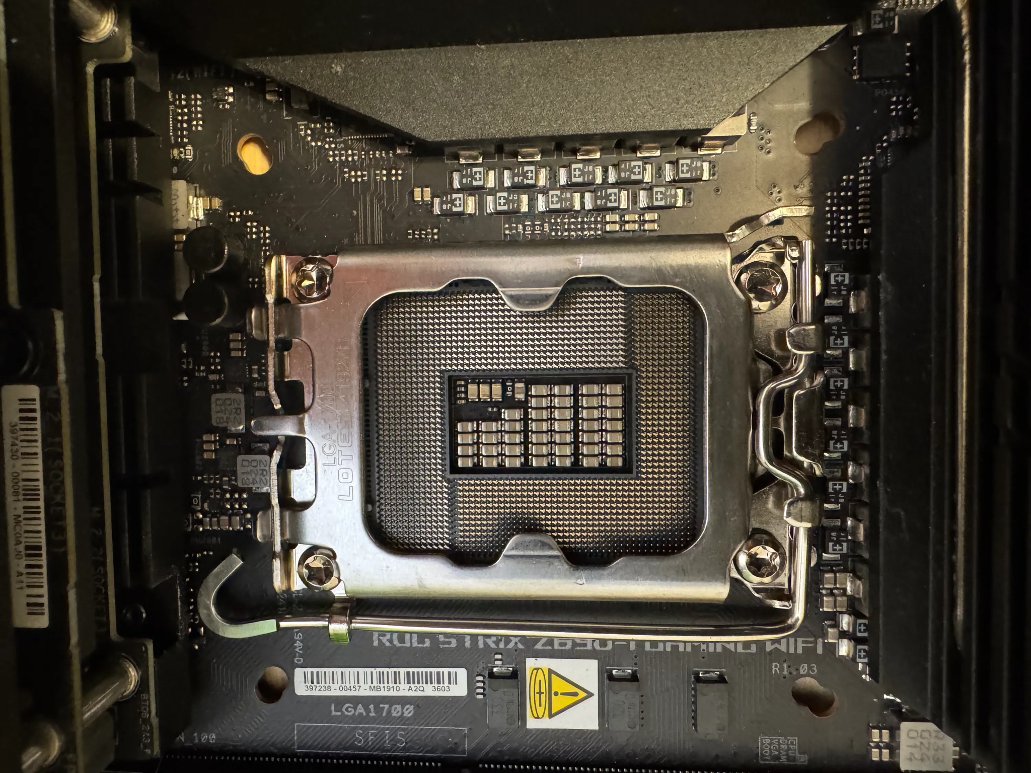 ASUS ROG STRIX Z690-I Gaming WIFI Motherboard