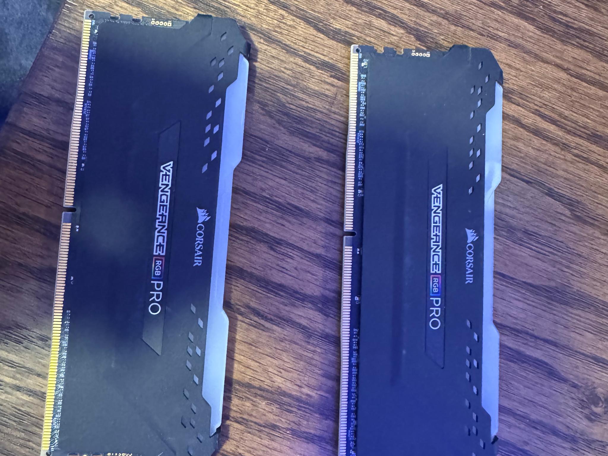 Corsair Vengeance RGB PRO DDR4 2x16 3600MHz CL18