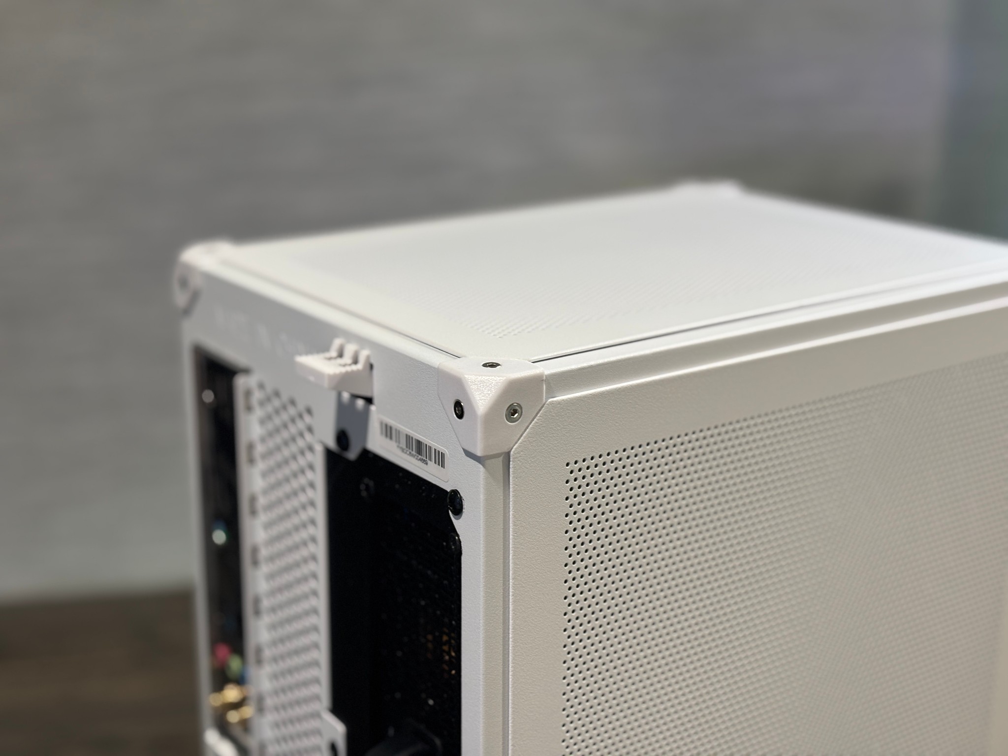 Stunning ITX Gaming PC(RTX 4060)