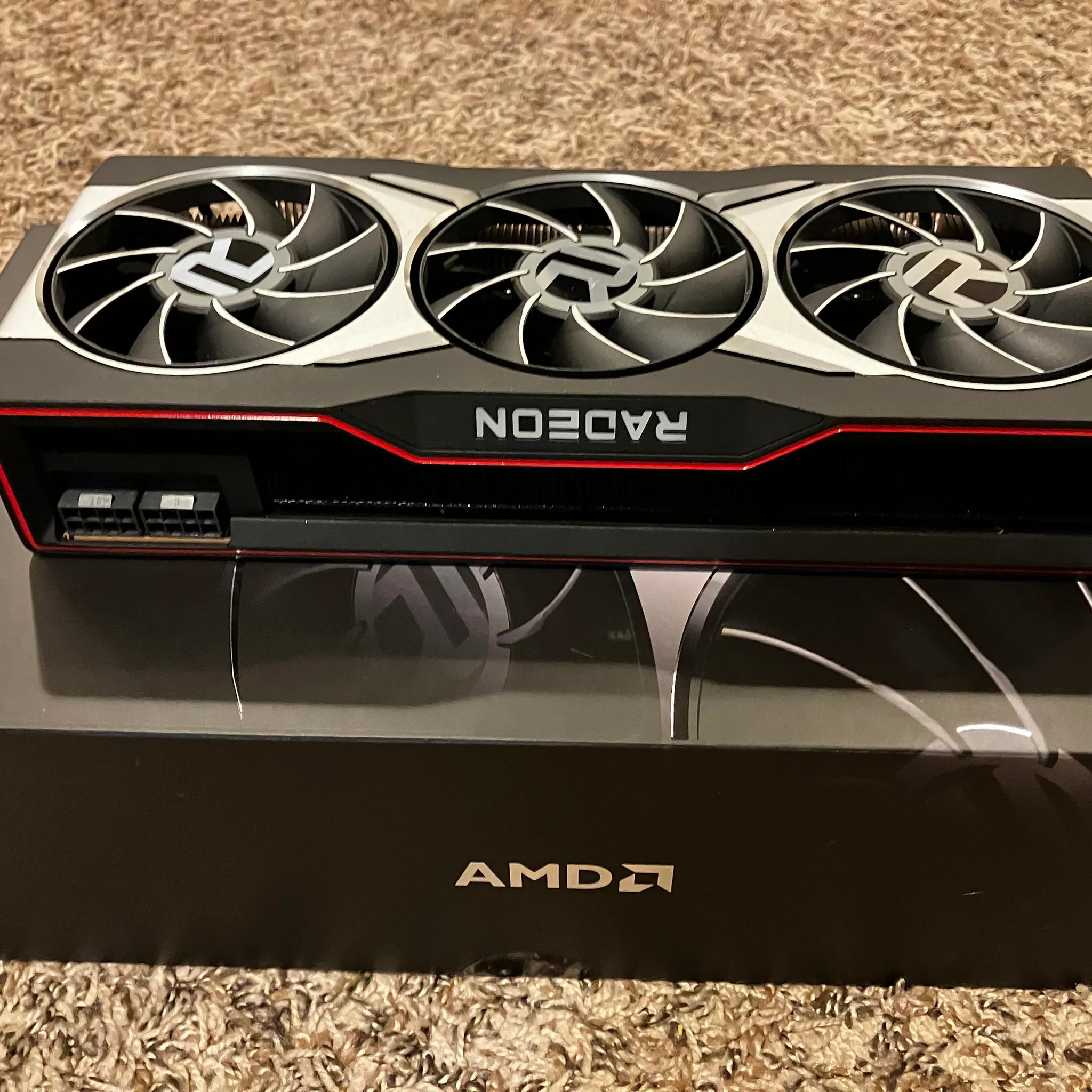 AMD Radeon RX 6900XT