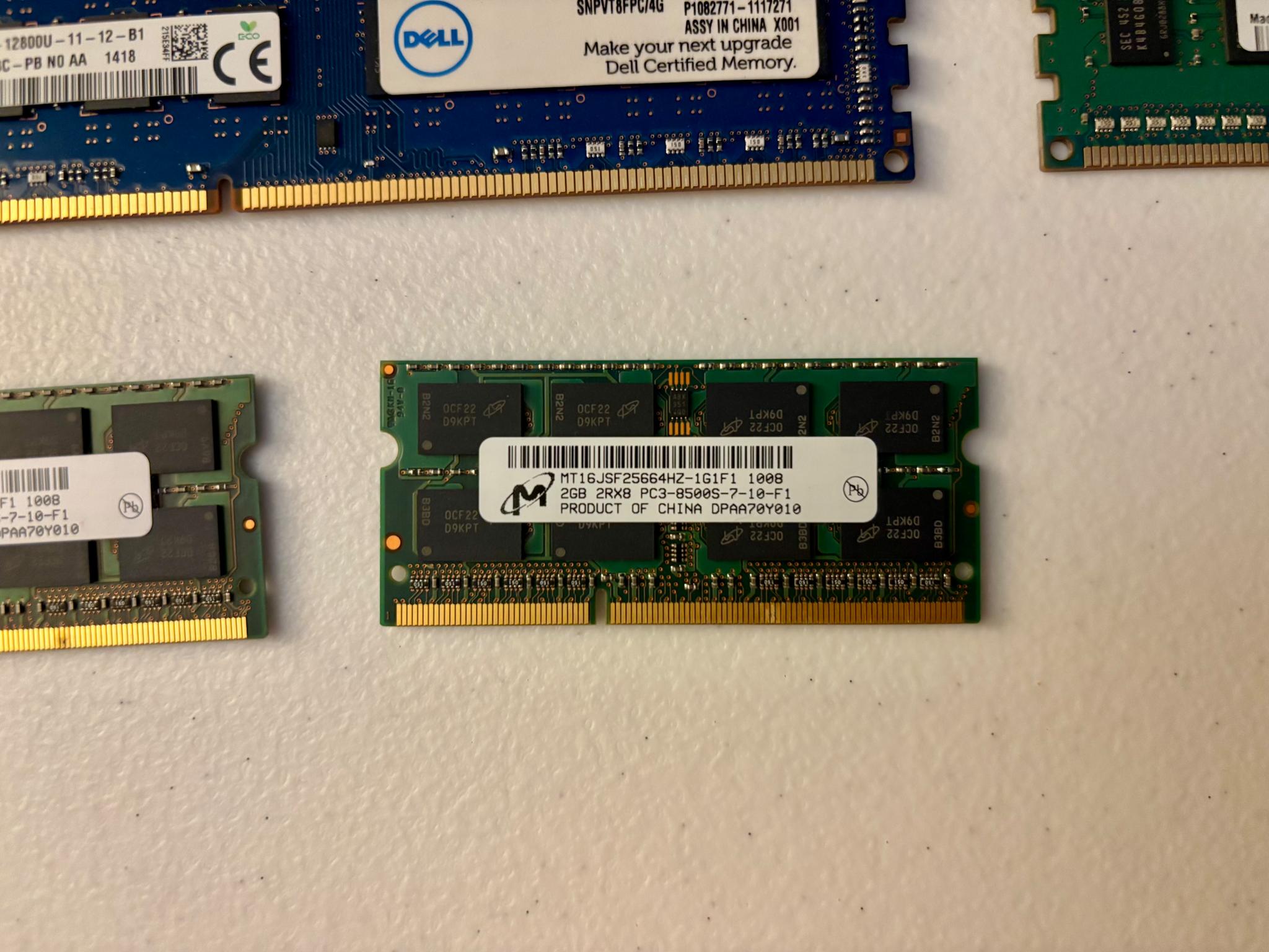Lot of 12X 4GB DDR3 1600MHz PC3-12800