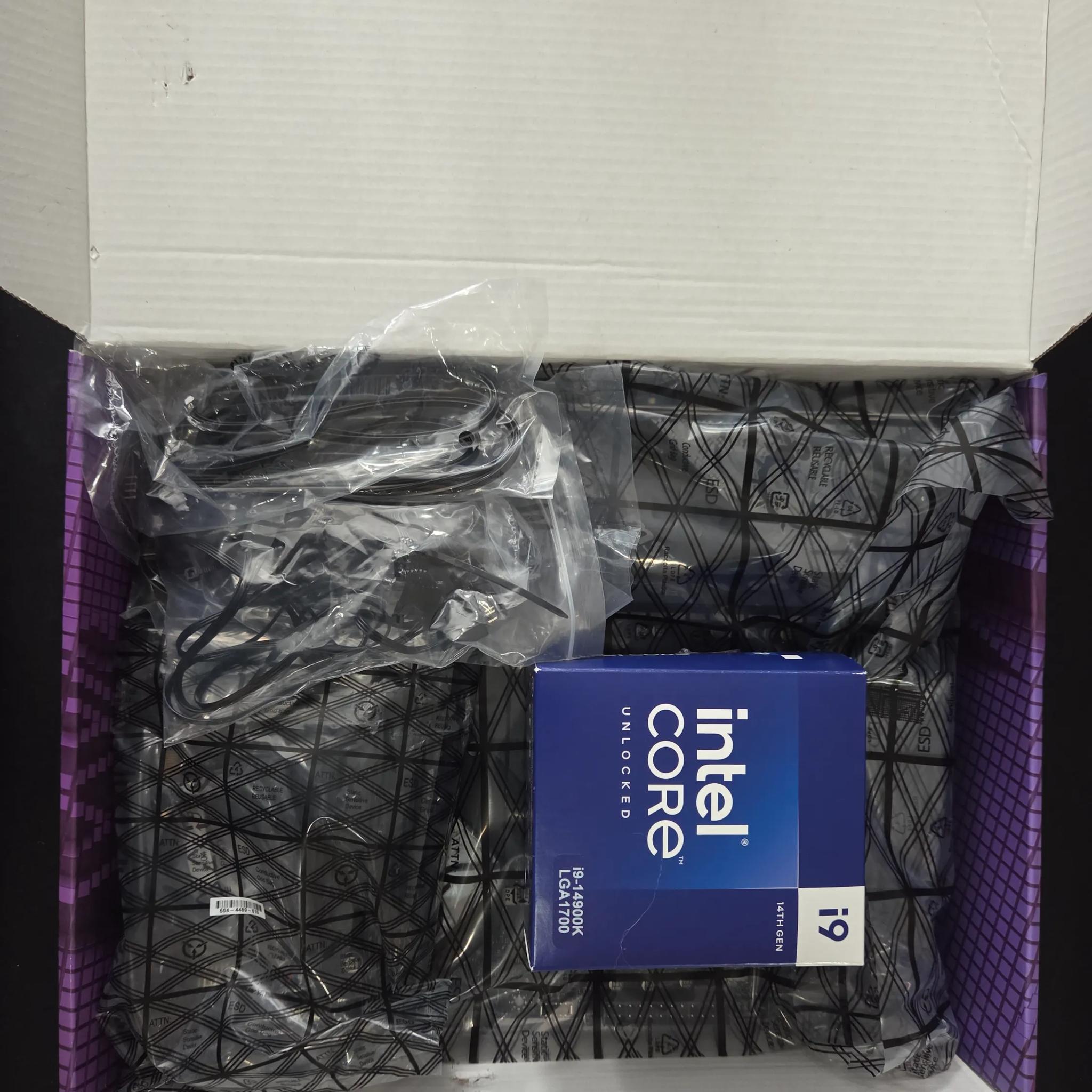 MSI Carbon Wifi 2 Z790 / i9 14900K Combo ( Like New )
