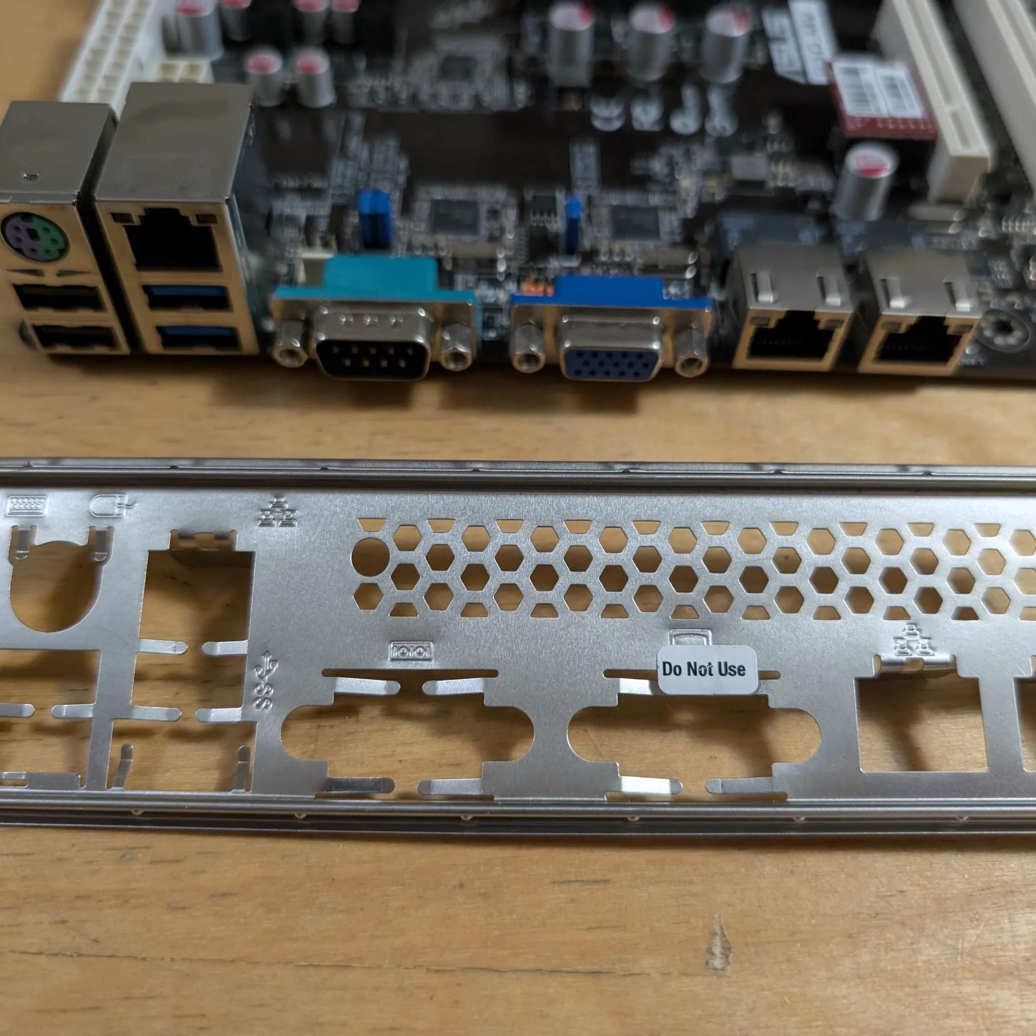 Asus P9D-MV + Xeon 1241 V3 + 32GB DDR3