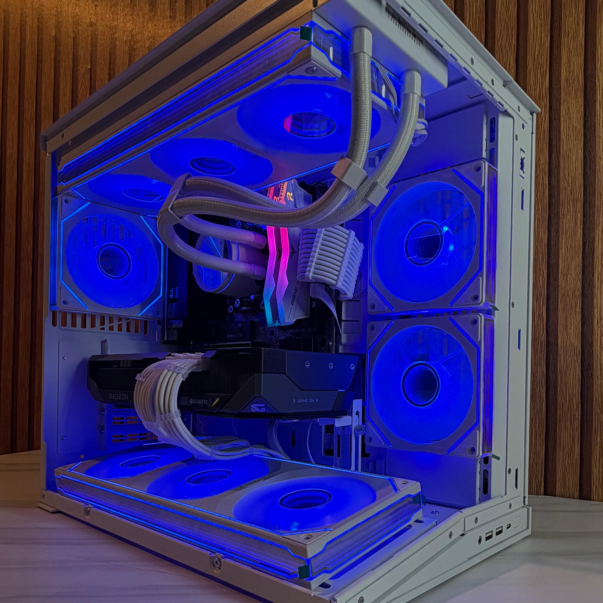 9070 XT 16GB | RYZEN 7 9800X3D | 16GB DDR5 | 1TB NVME | 360MM AIO | 850W