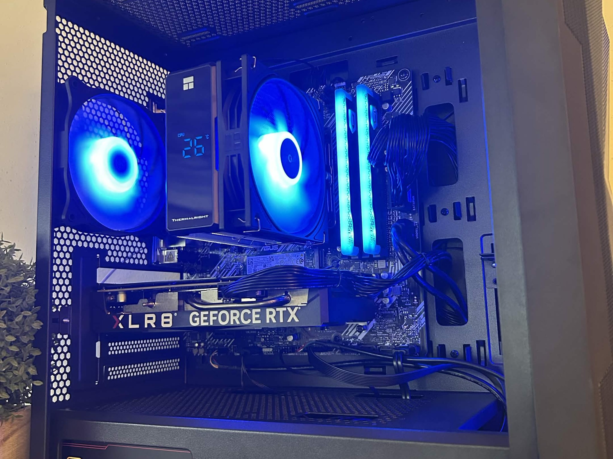 Gaming PC - GeForce RTX 4060 - Ryzen 5 5500 - 16GB RGB RAM - 1TB SSD Storage - WiFi & Bluetooth