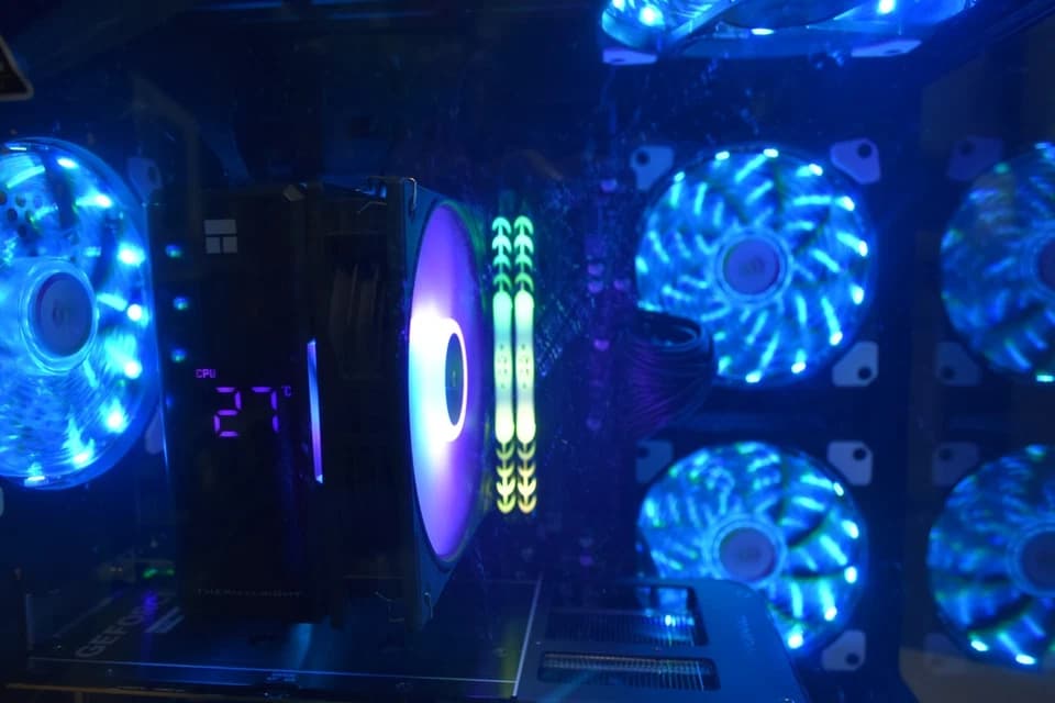 Gaming PC RYZEN 5500 GPU RTX 5060 8GB RAM 32GB RGB 1TB NVME PSU 700 Watts Wi-fi