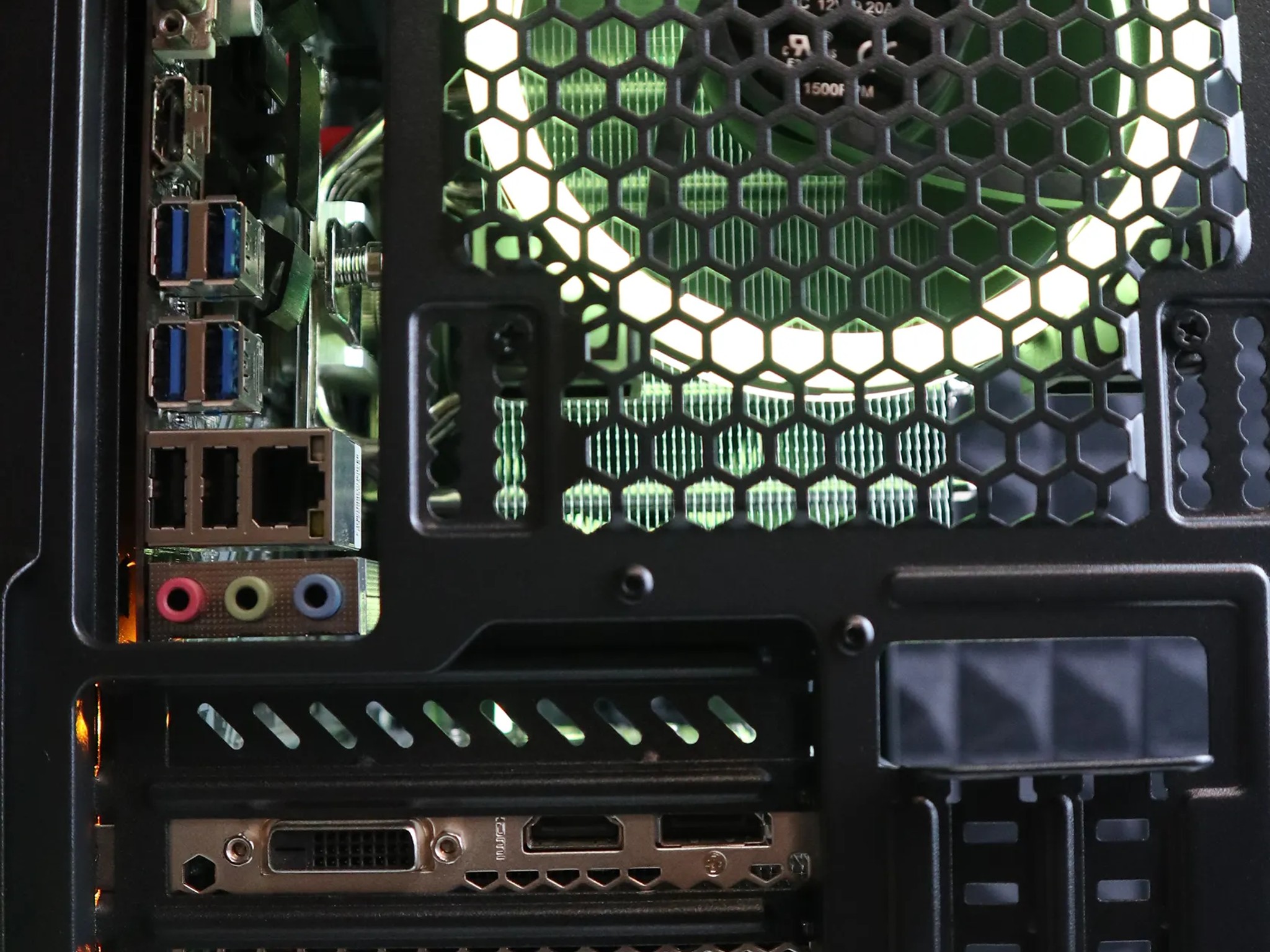 Edge | Ryzen 5 1600/GTX 1660S Gaming PC