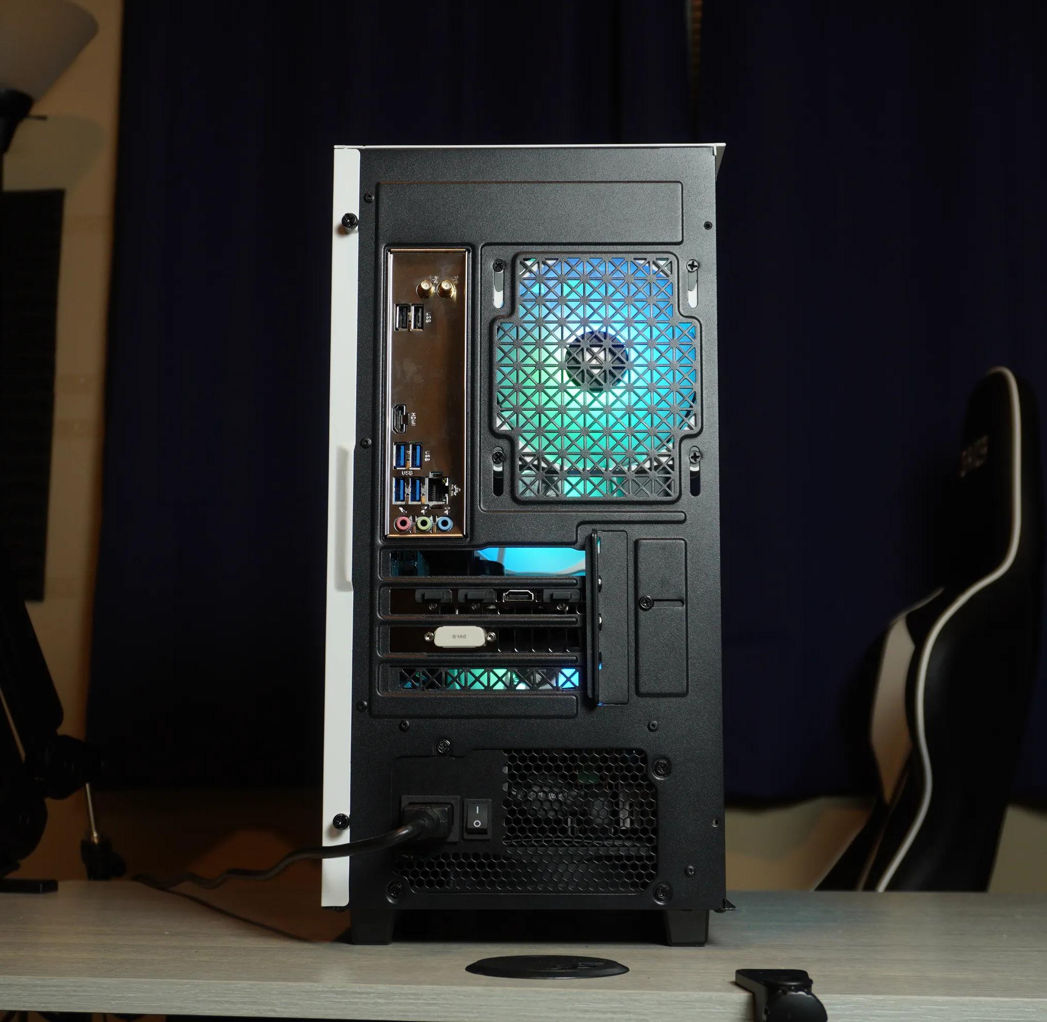 GTX 1060 | Ryzen 5 1600 | 16GB 3000MHz | 500GB NVMe