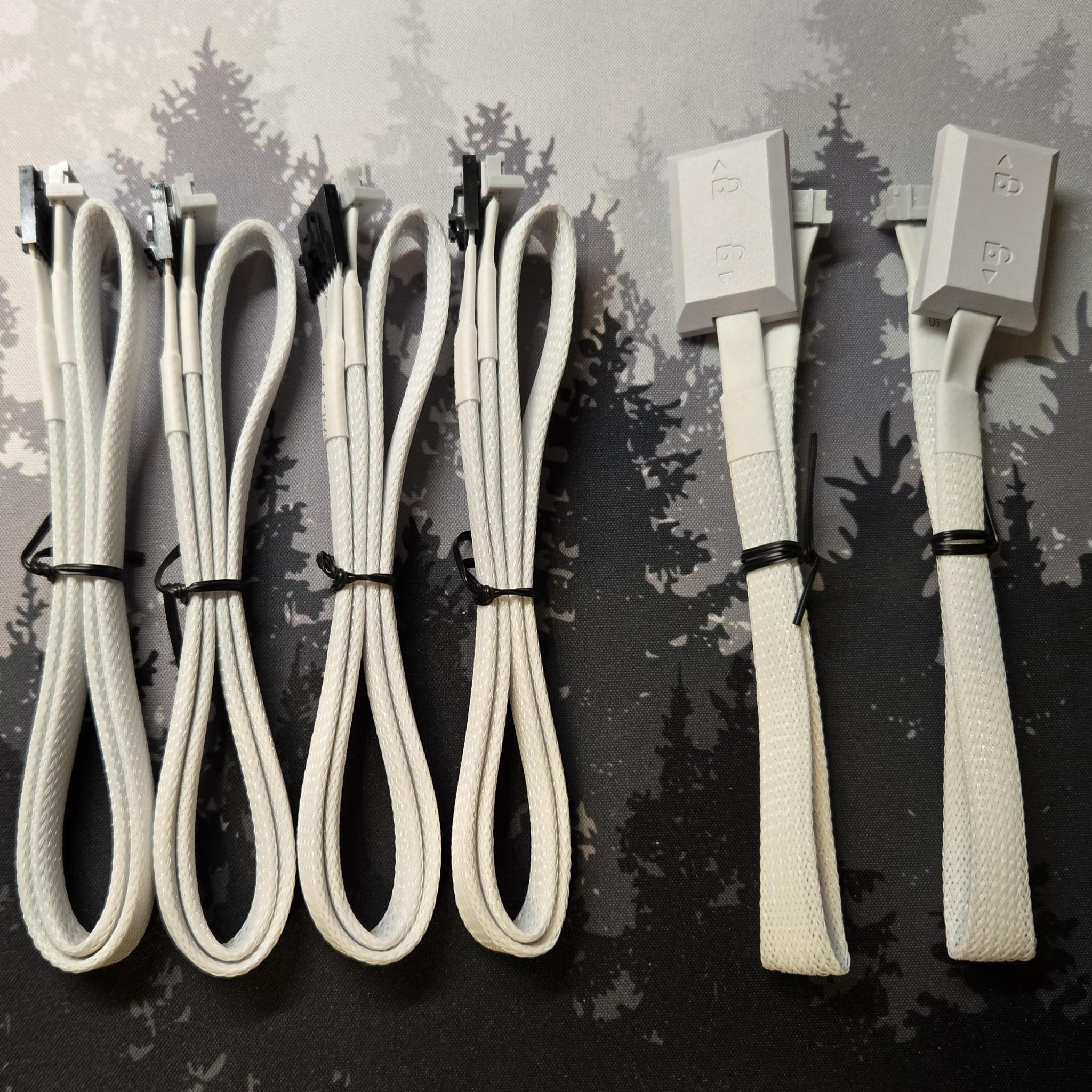 Lian Li UNI FAN AL120 V2 (3-Pack) (White Edition)