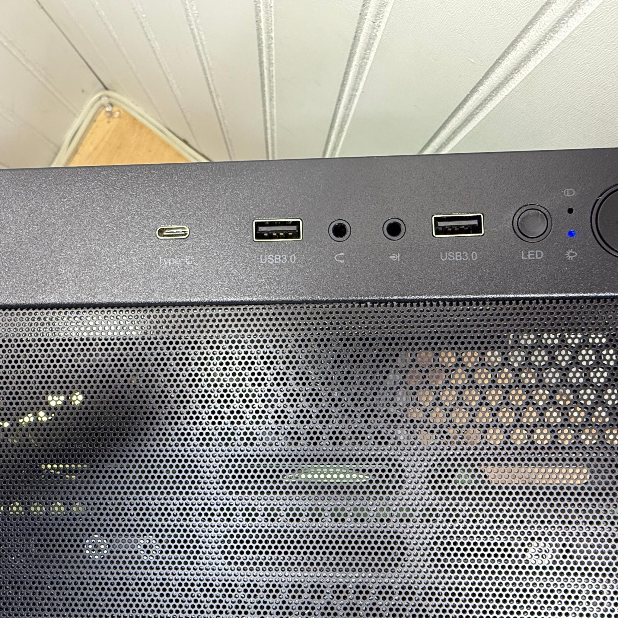 BLACK FRIDAY WEEK 1 DARK FORCE 13700kf/5070/32g ddr5/2TB NVME+2TB SSD/750watt psu/240mm AIO