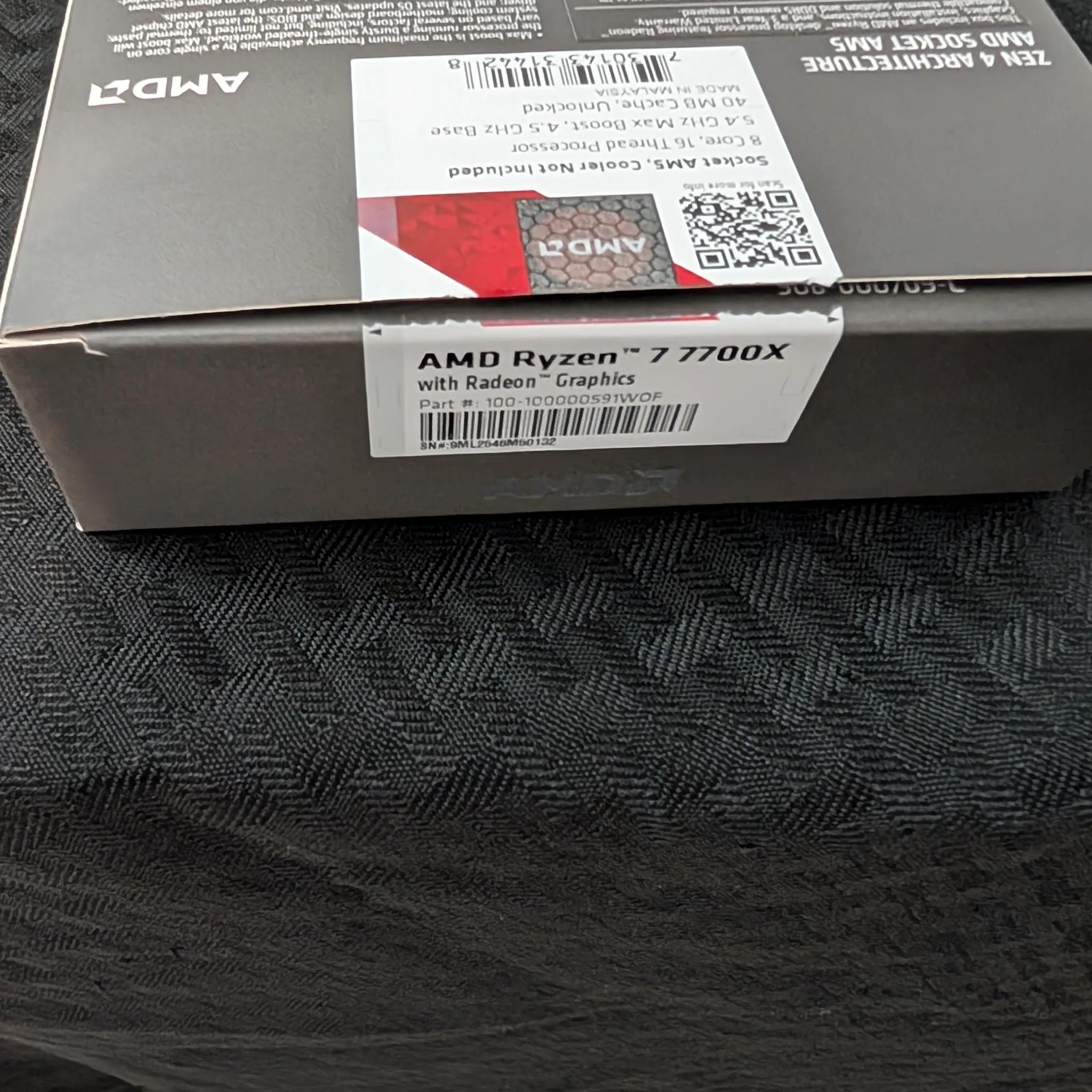 Ryzen 7 7700x open box new