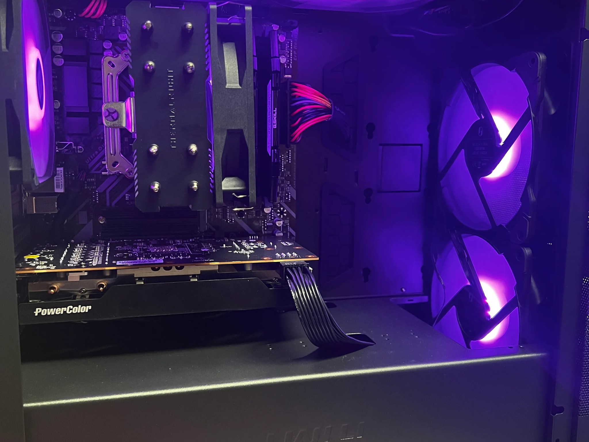 Gladius || Ryzen 5 3600 + RX 6600 w/ 1TB NVMe M.2 & 16GB of DDR4 RAM