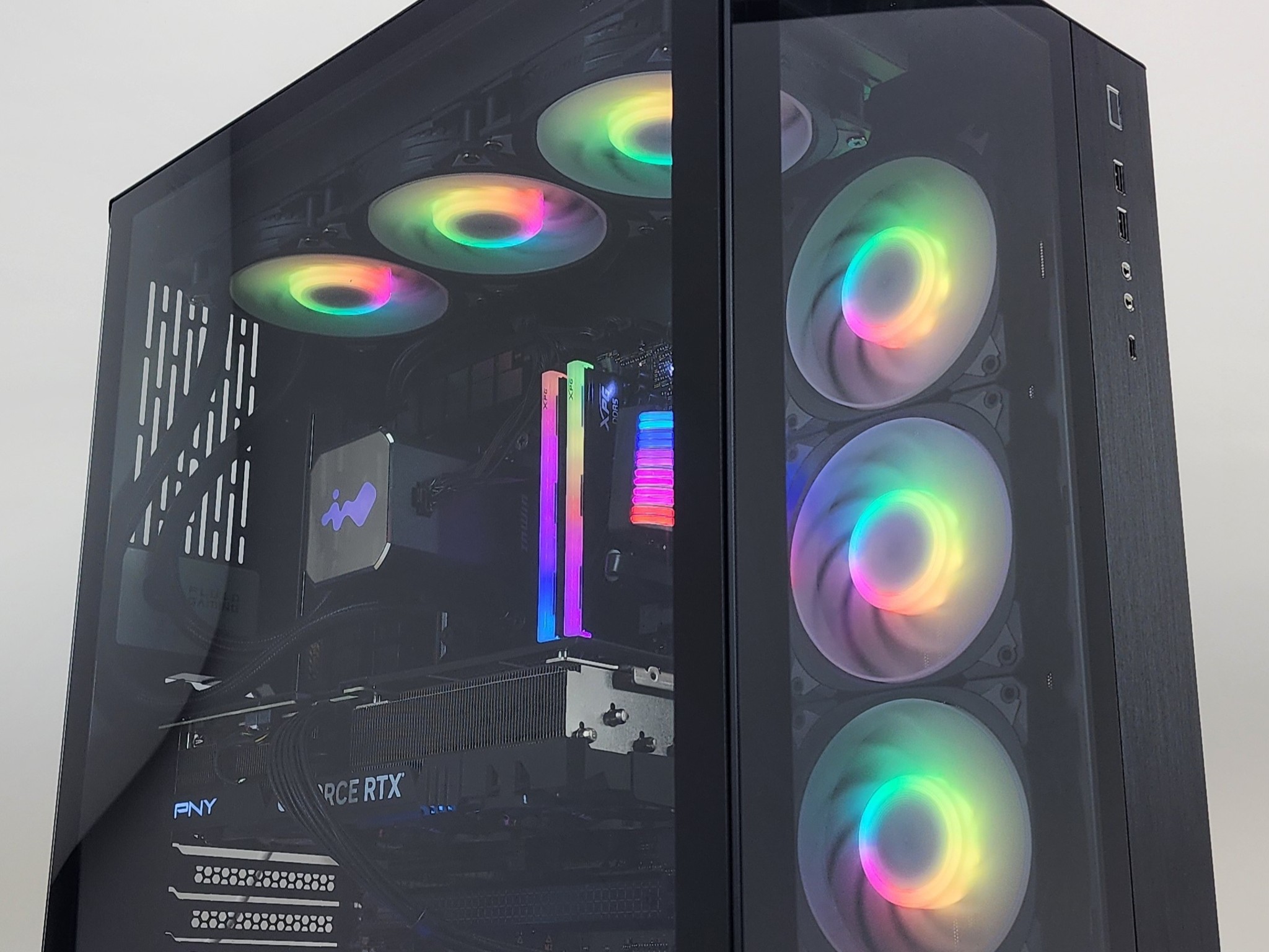 Gaming PC Ryzen 7 9850X3D 32GB RAM 2TB SSD RTX 4070 Ti SUPER 16GB Win11 Computer