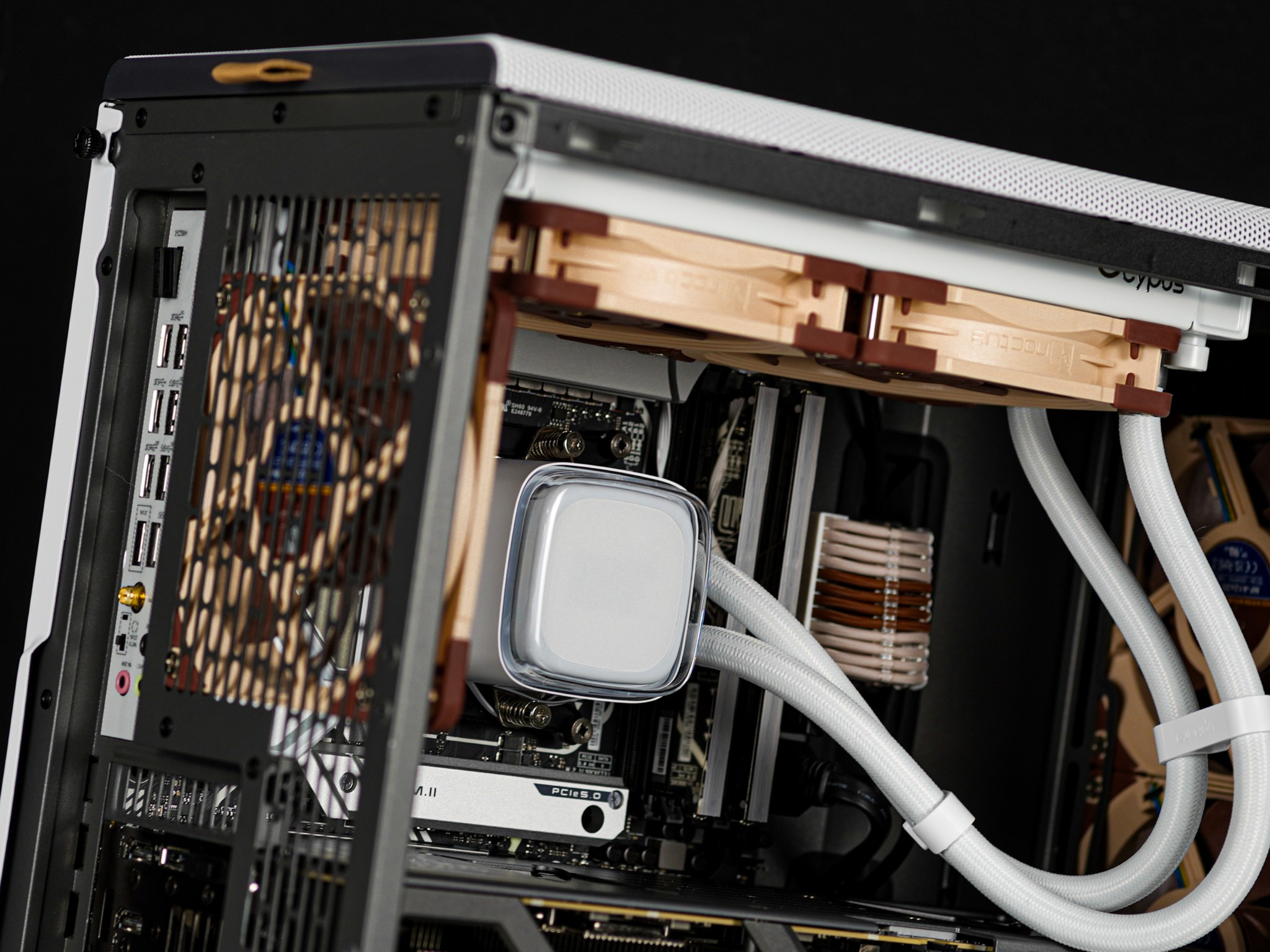 Highend RTX 5080 & 9800X3D Gaming PC | 32GB DDR5 | 2TB | Warranty