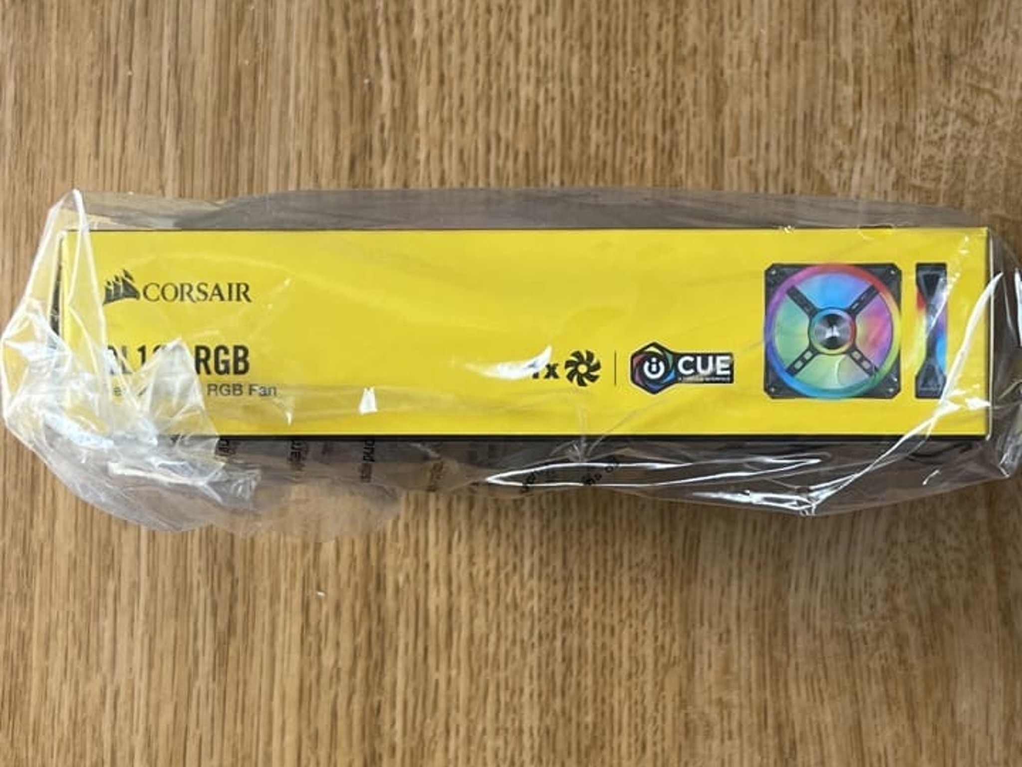 [3-Pack] Corsair iCUE QL120 41.8 CFM 120 mm Fans - Black
