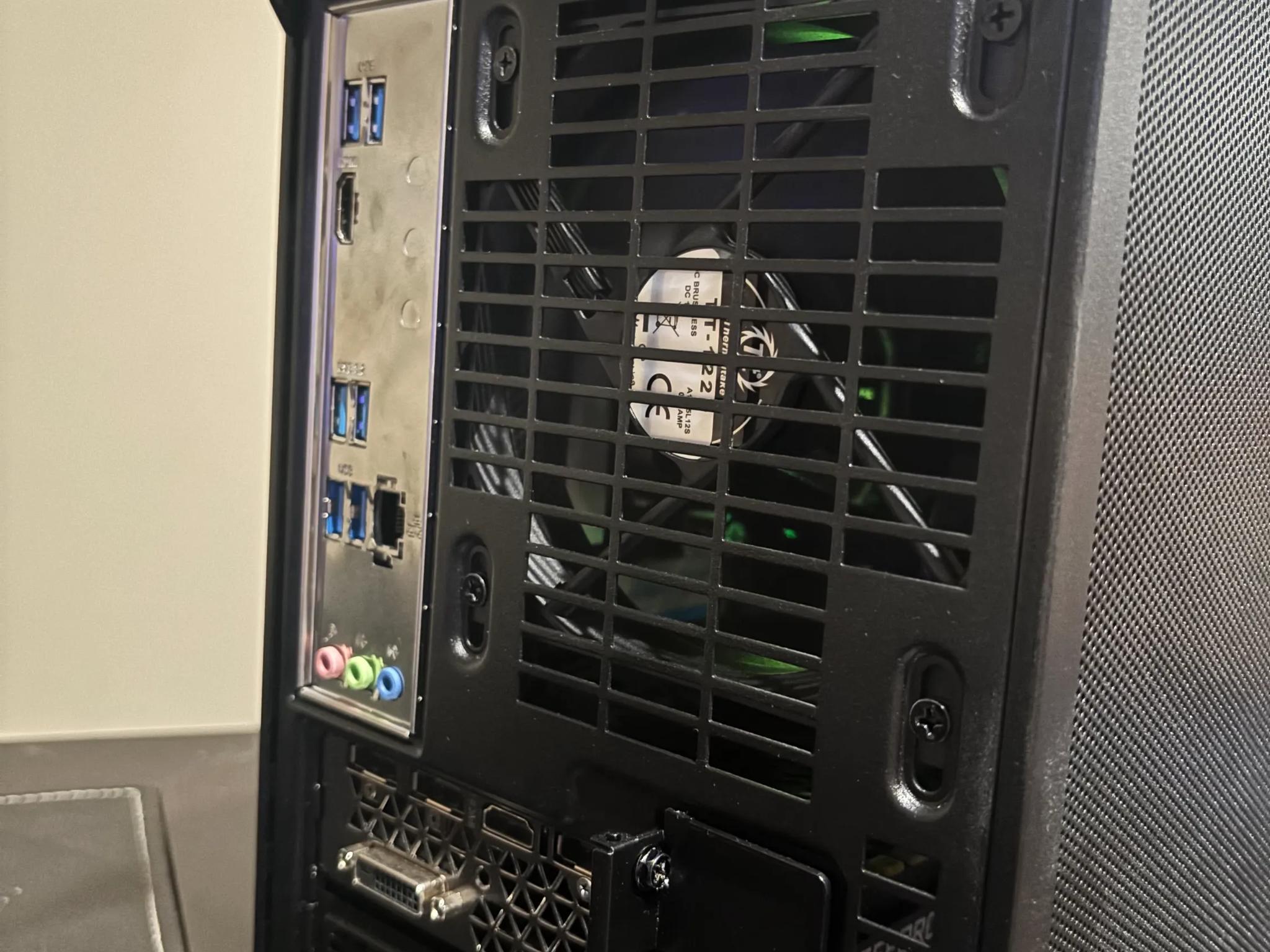 I5-12600KF Watercooled GTX 1080 TI Gaming PC