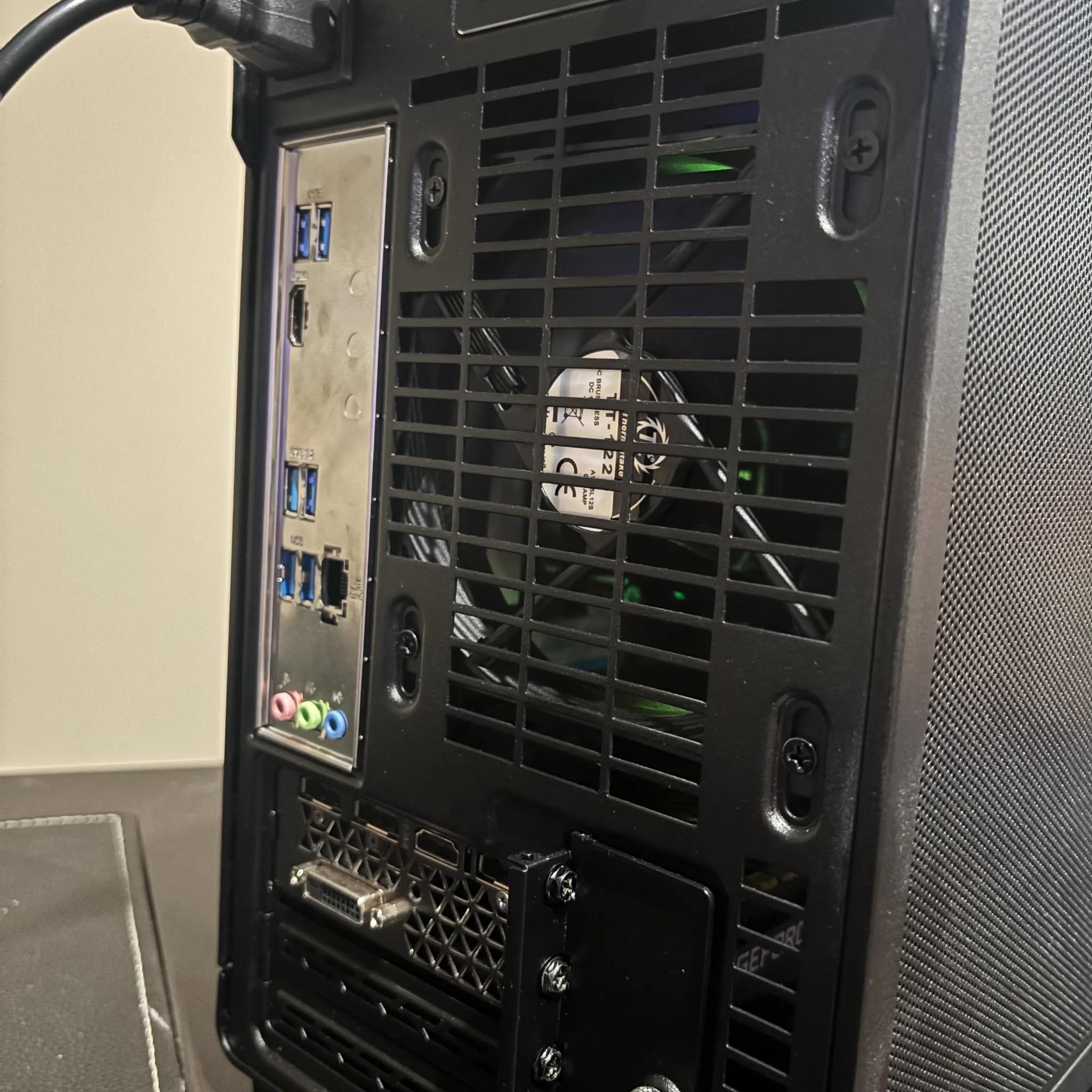 I5-12600KF Watercooled GTX 1080 TI Gaming PC