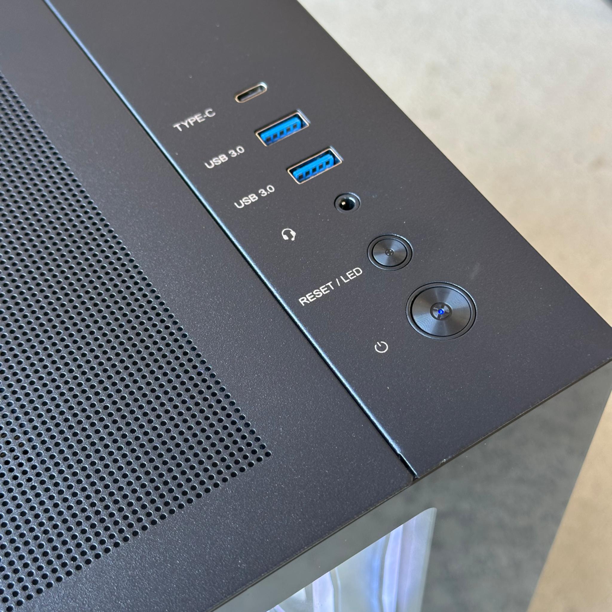 Rtx 5080 \ Ryzen 7 9800X3D \ 32GB DDR5 \ 2TB nvme ssd \ 1000w Gold psu \ Windows 11 Pro