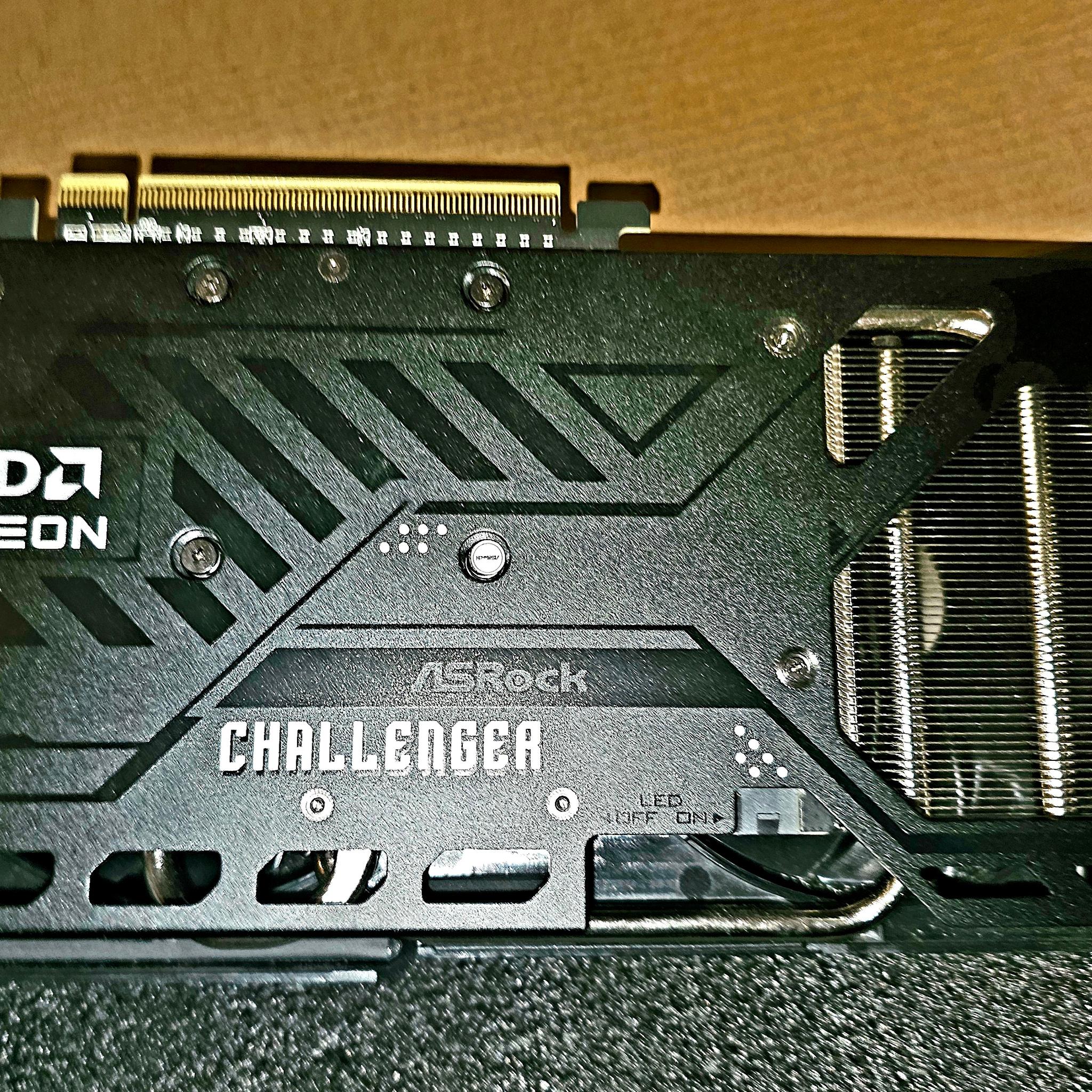 ASRock Challenger RX 9060XT