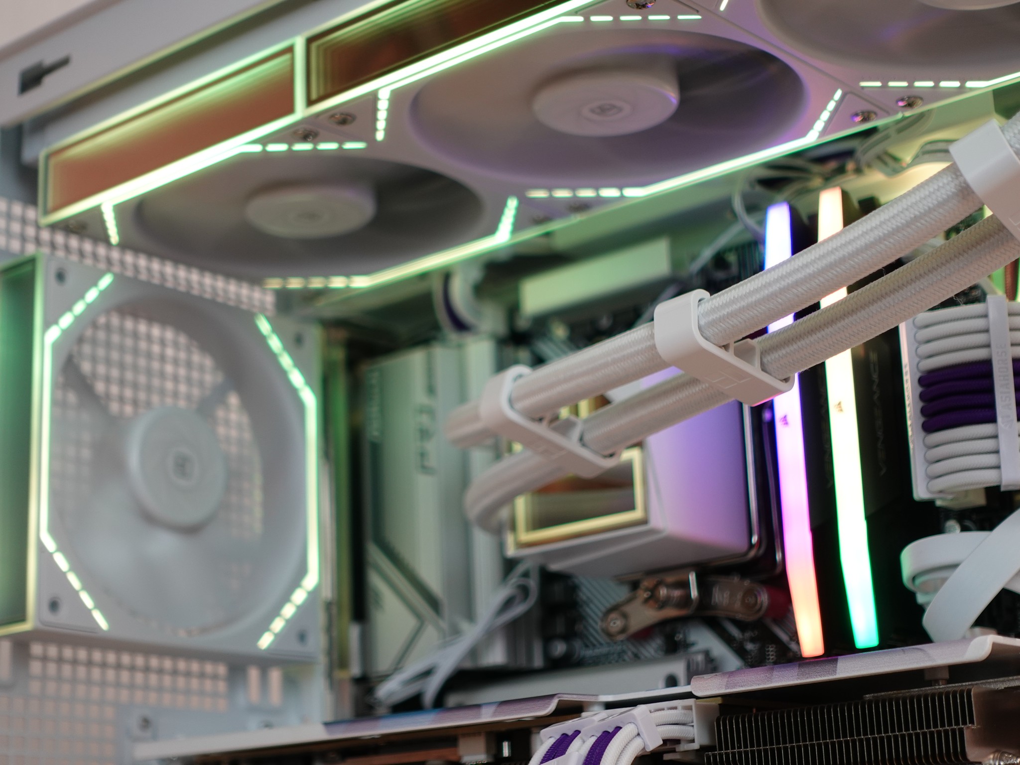 Ryzen 7700x | RTX 3080 | 32GB DDR5
