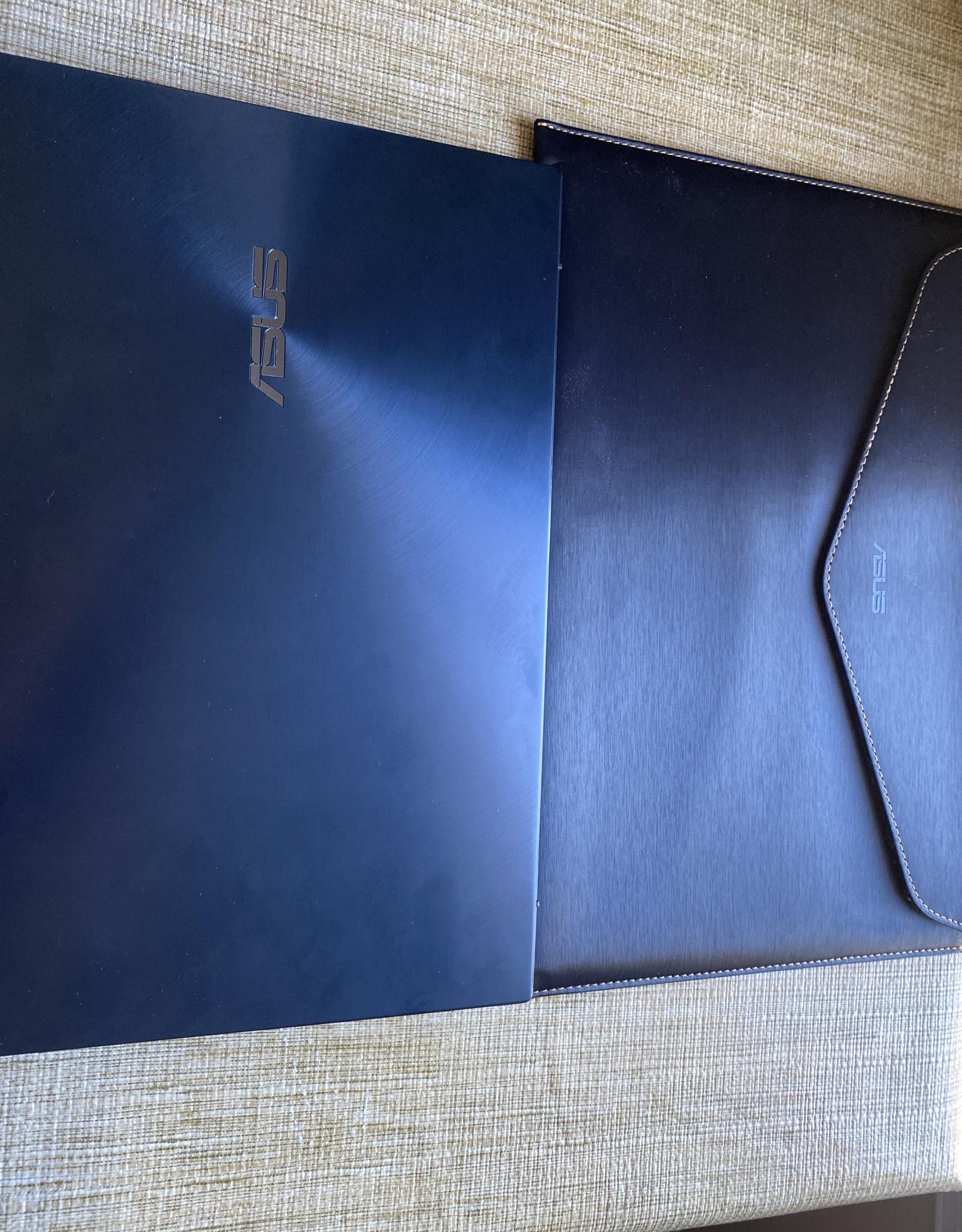 Asus Zenbook Duo 14 (UX482)