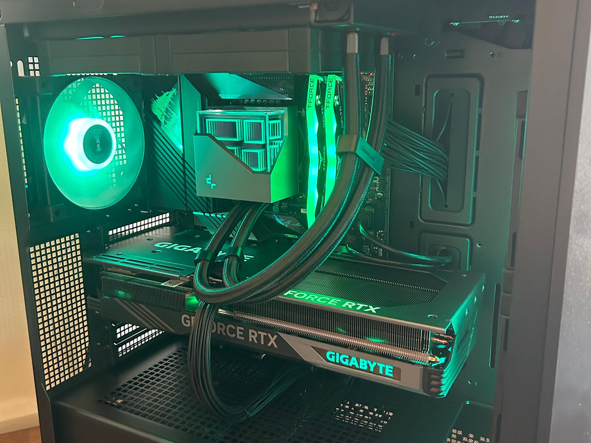 RTX 4070ti | Intel i9 12900K | 32GB DDR5 | The Digital Hero V3