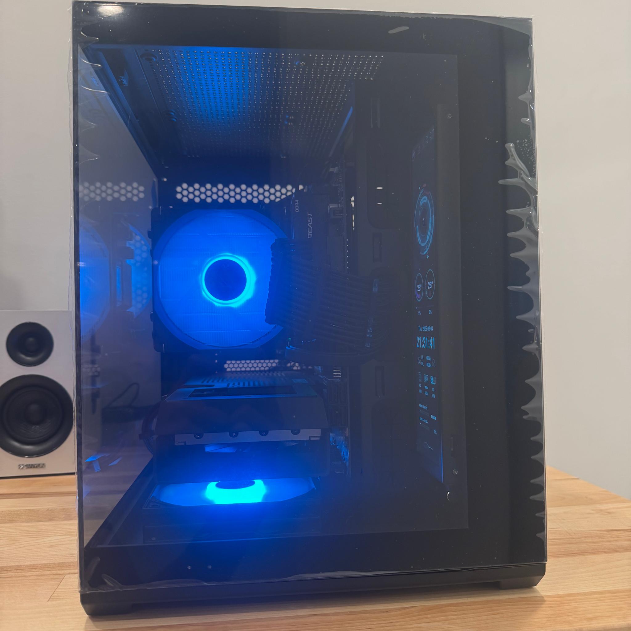 MUST-GO SALE! 9060XT⚫️Blackout⚫️PC