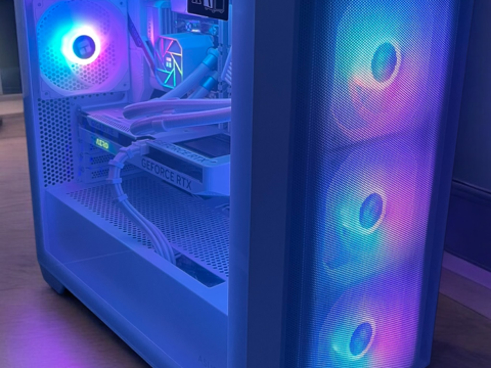 1080p/1440p ALL WHITE CUSTOM GAMING PC